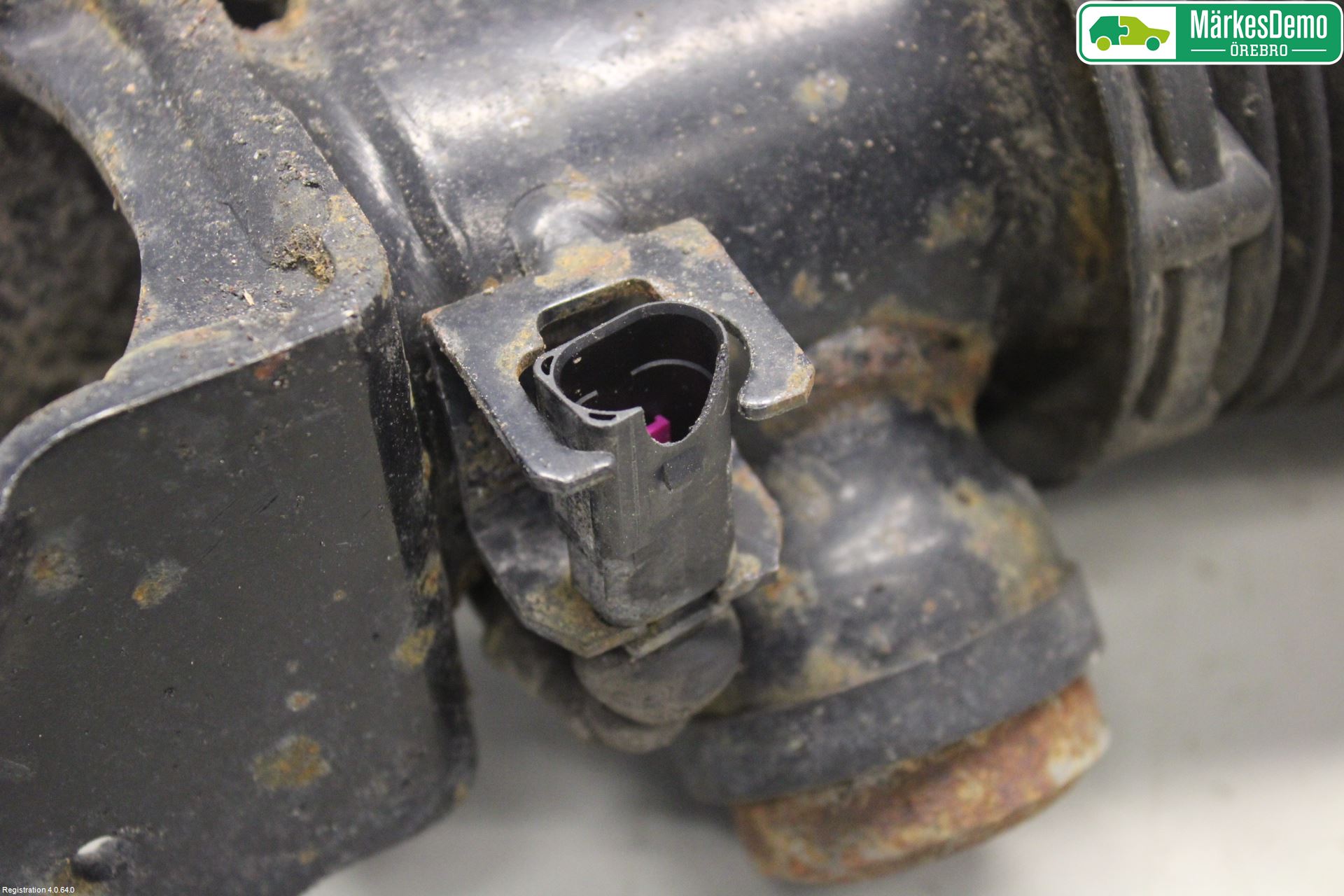 Audi Q7/SQ7 Fjäderben Fram Vänster