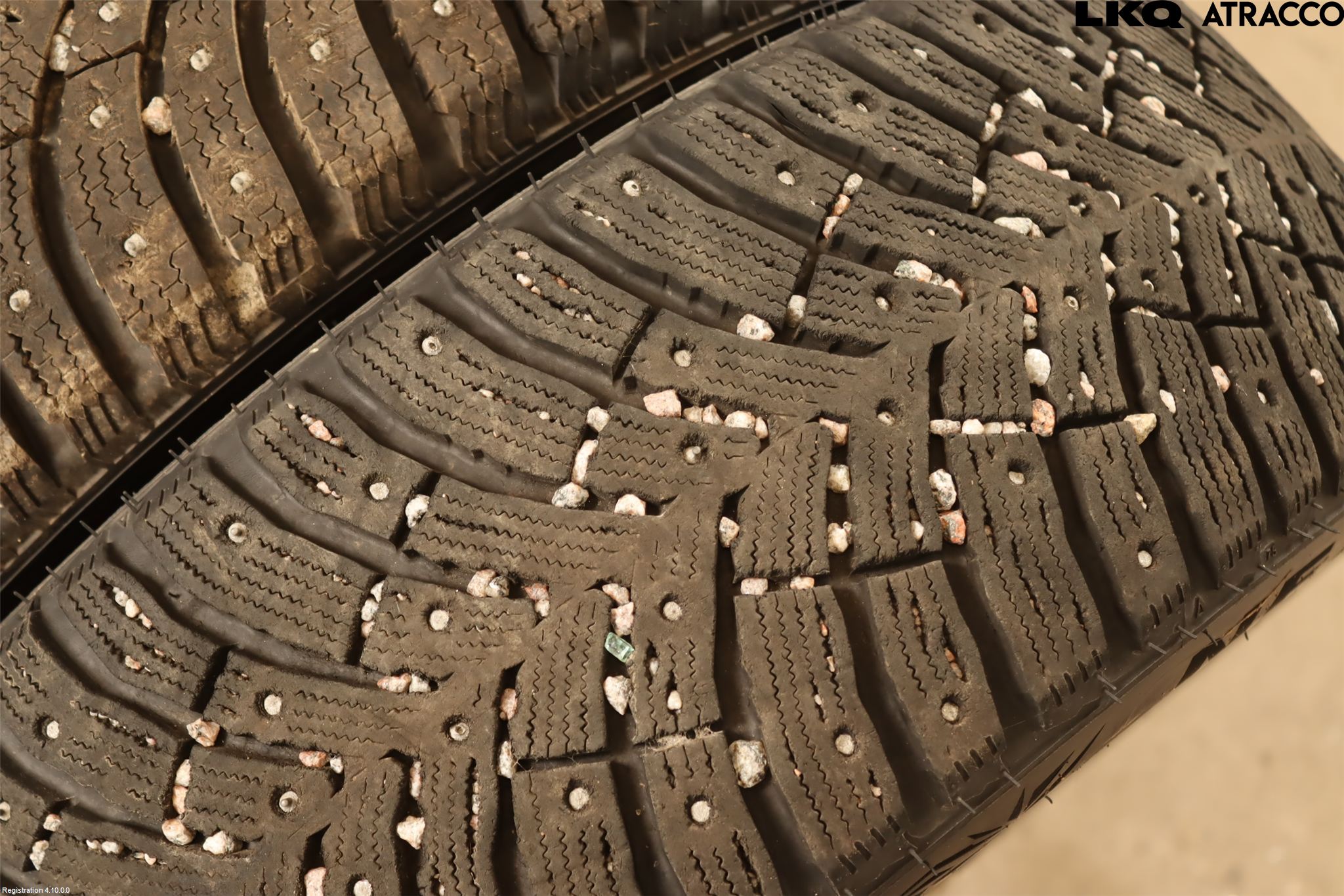 Nissan LEAF 18- Vinterdäck Plåtfälg 4St