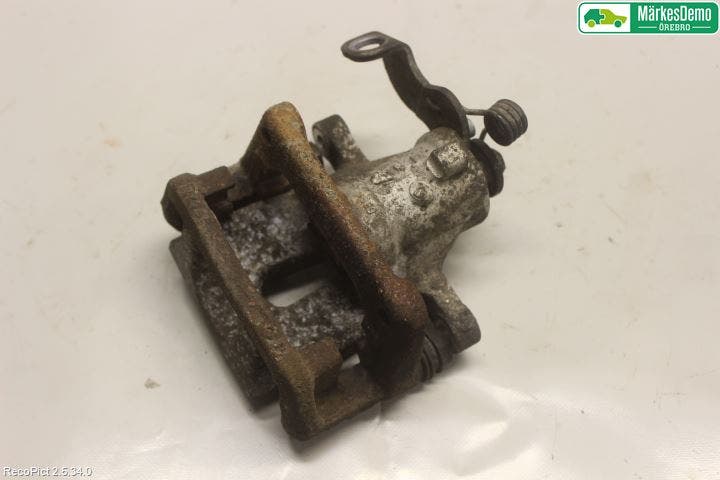 Kia CEED 12-18 Bromsok Bak Höger