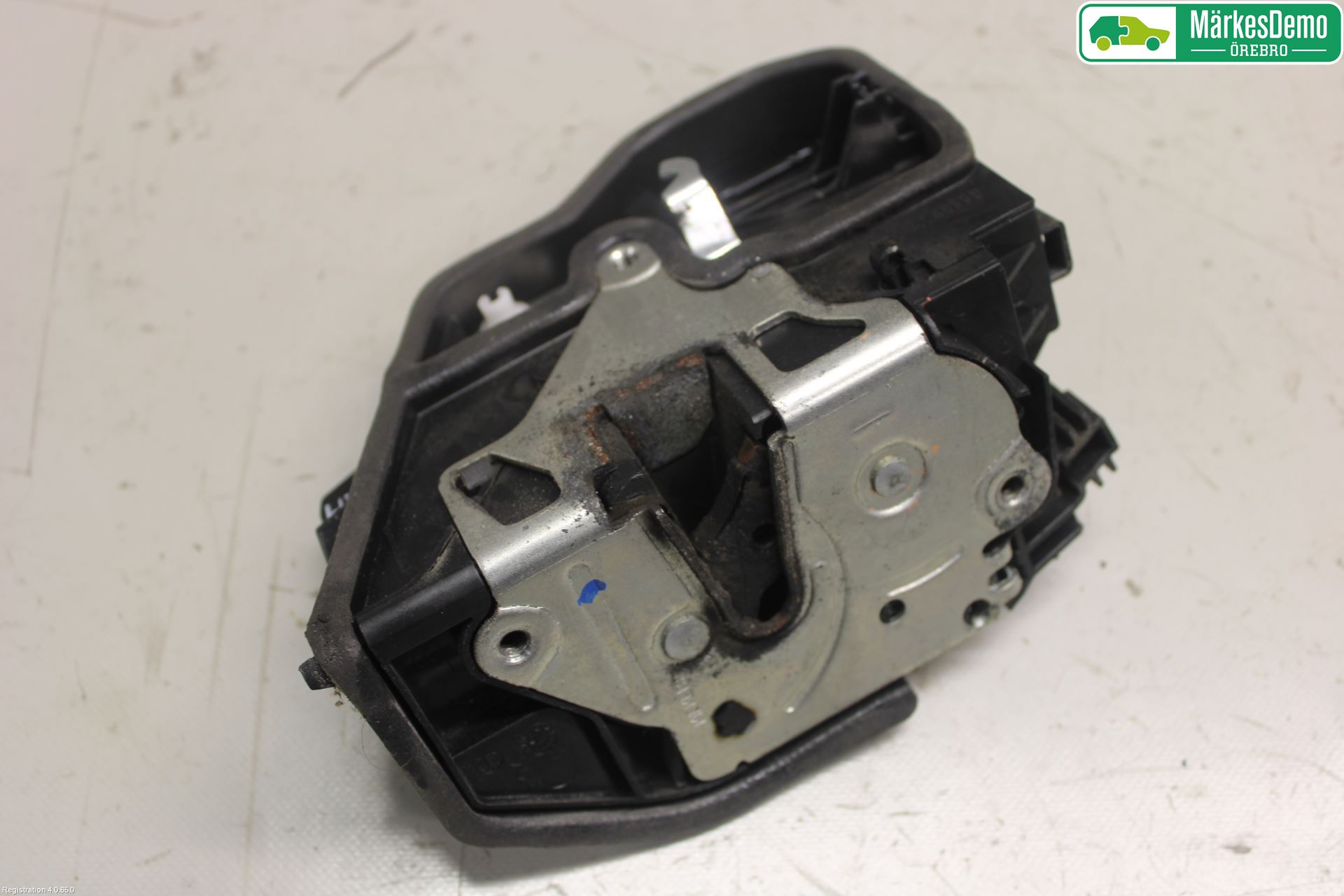 BMW 1 E87/81 5D/3D 03-11 Låskista-Dörrlås