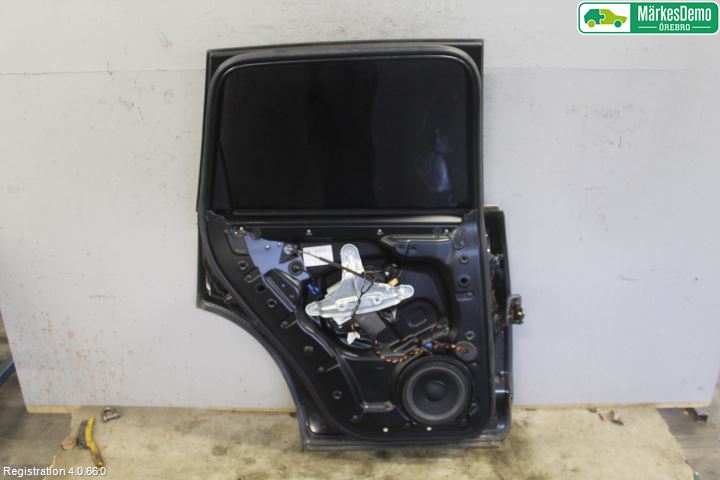 Porsche CAYENNE 03- Dörr Bak Vänster