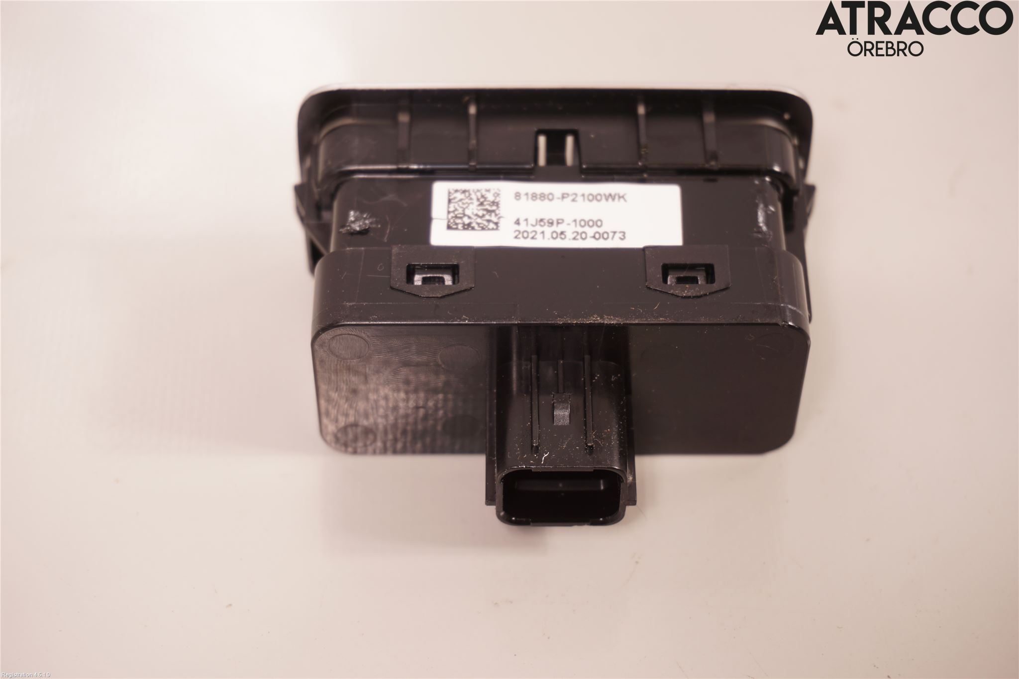 Kia SORENTO 21- Strömställare Baklucka