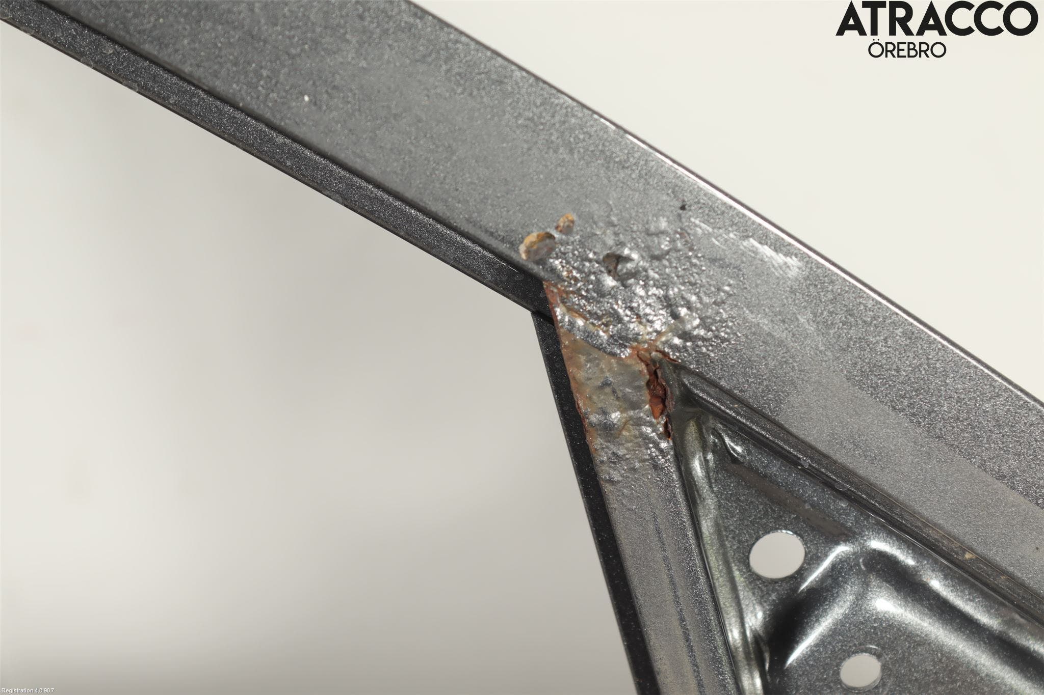 Hyundai i30 FD 07-12 Dörr Fram Höger