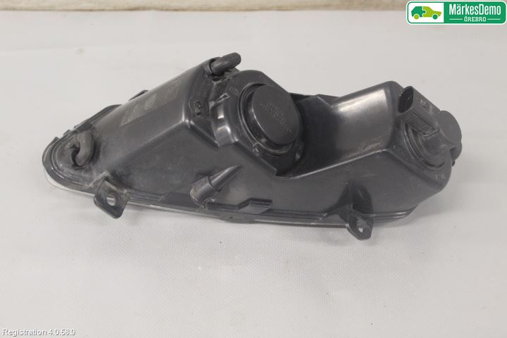Volkswagen VW POLO 10-17 Dimljus-Varselljus Fram