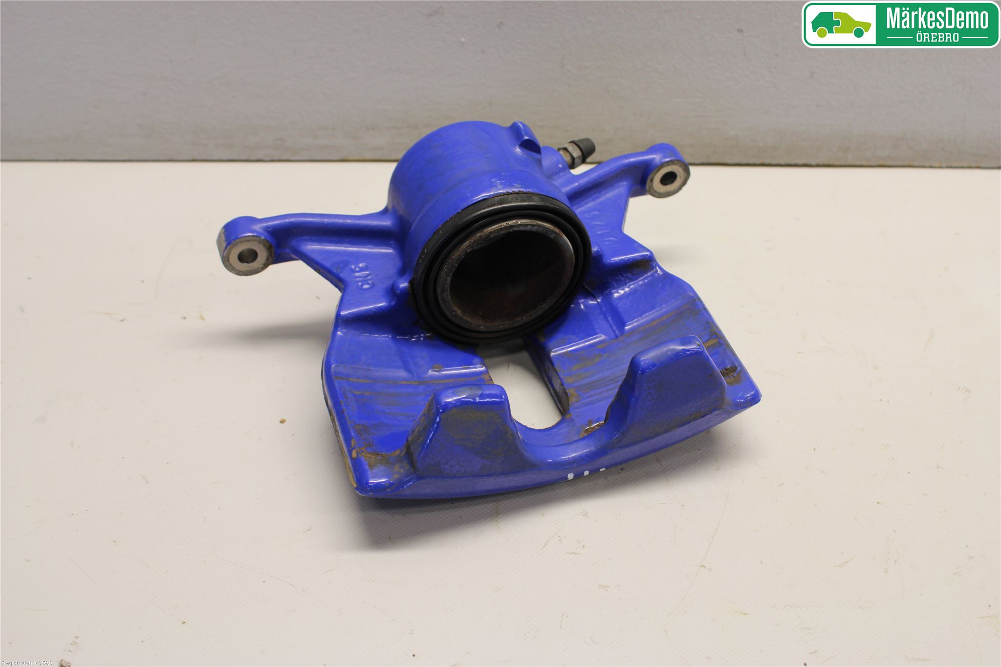 Volkswagen VW PASSAT 15-19 Bromsok Fram Höger