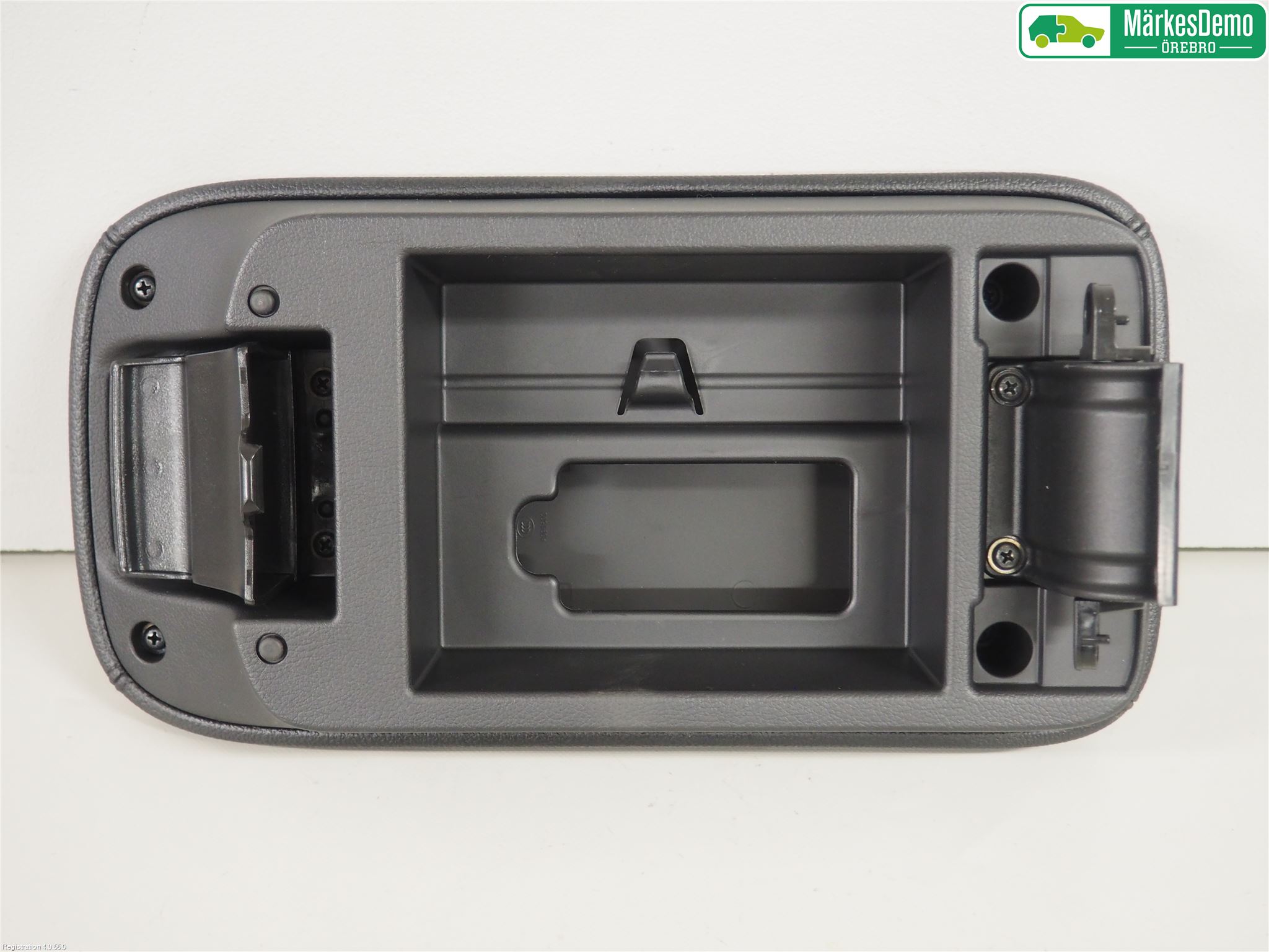 Mitsubishi OUTLANDER 13-21 Inredning Armstöd