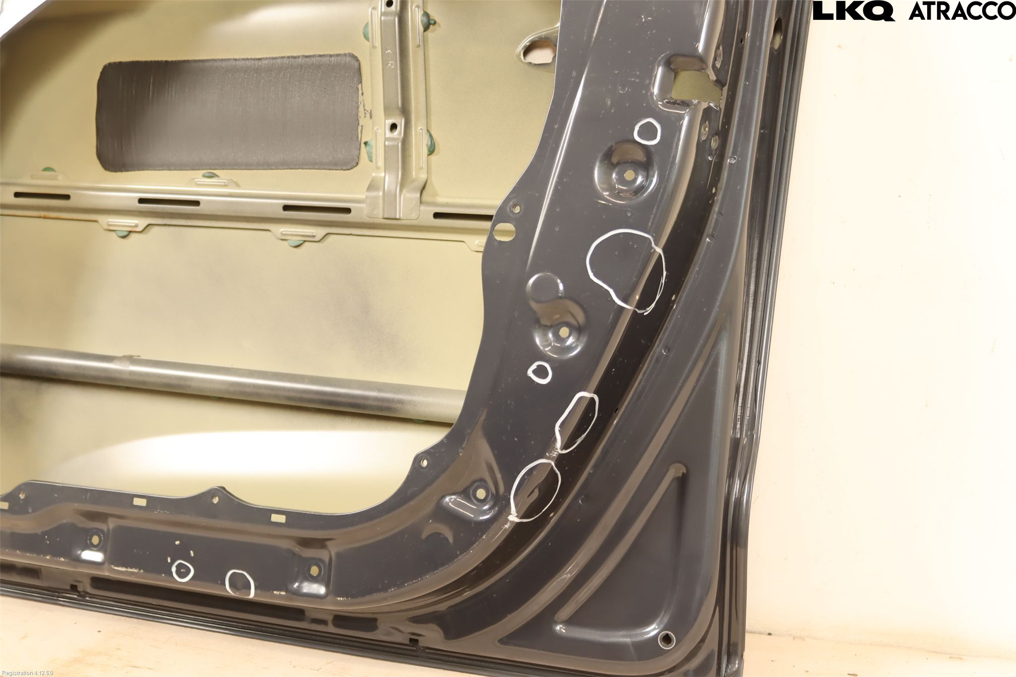 Kia CARENS III 13-19 Dörr Fram Höger