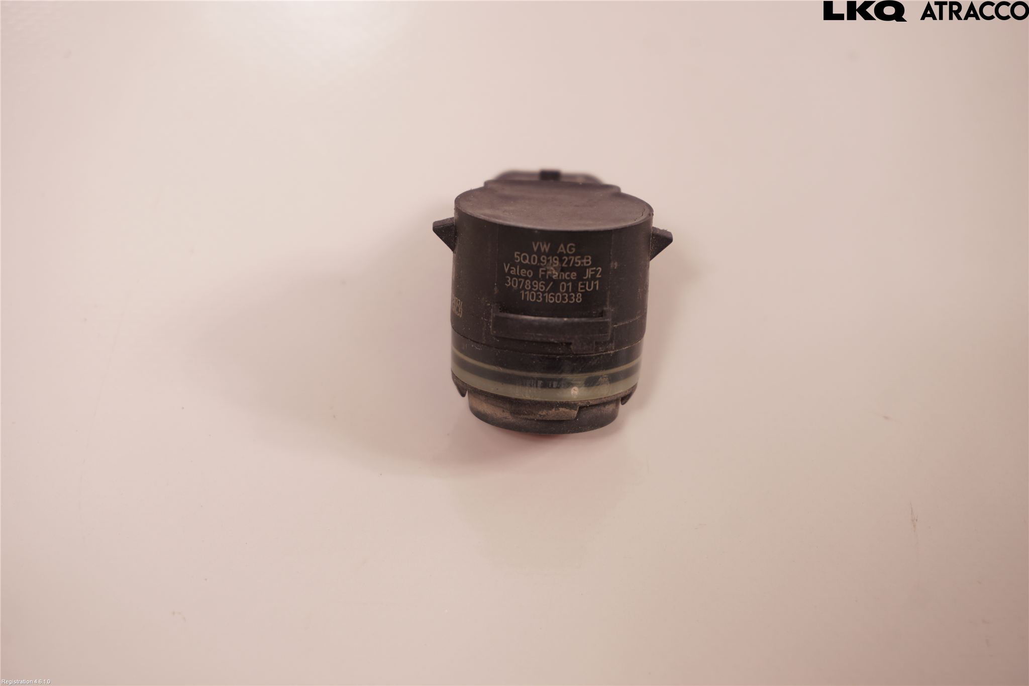 Skoda SUPERB 16-24 Parkeringshjälp Frontsensor