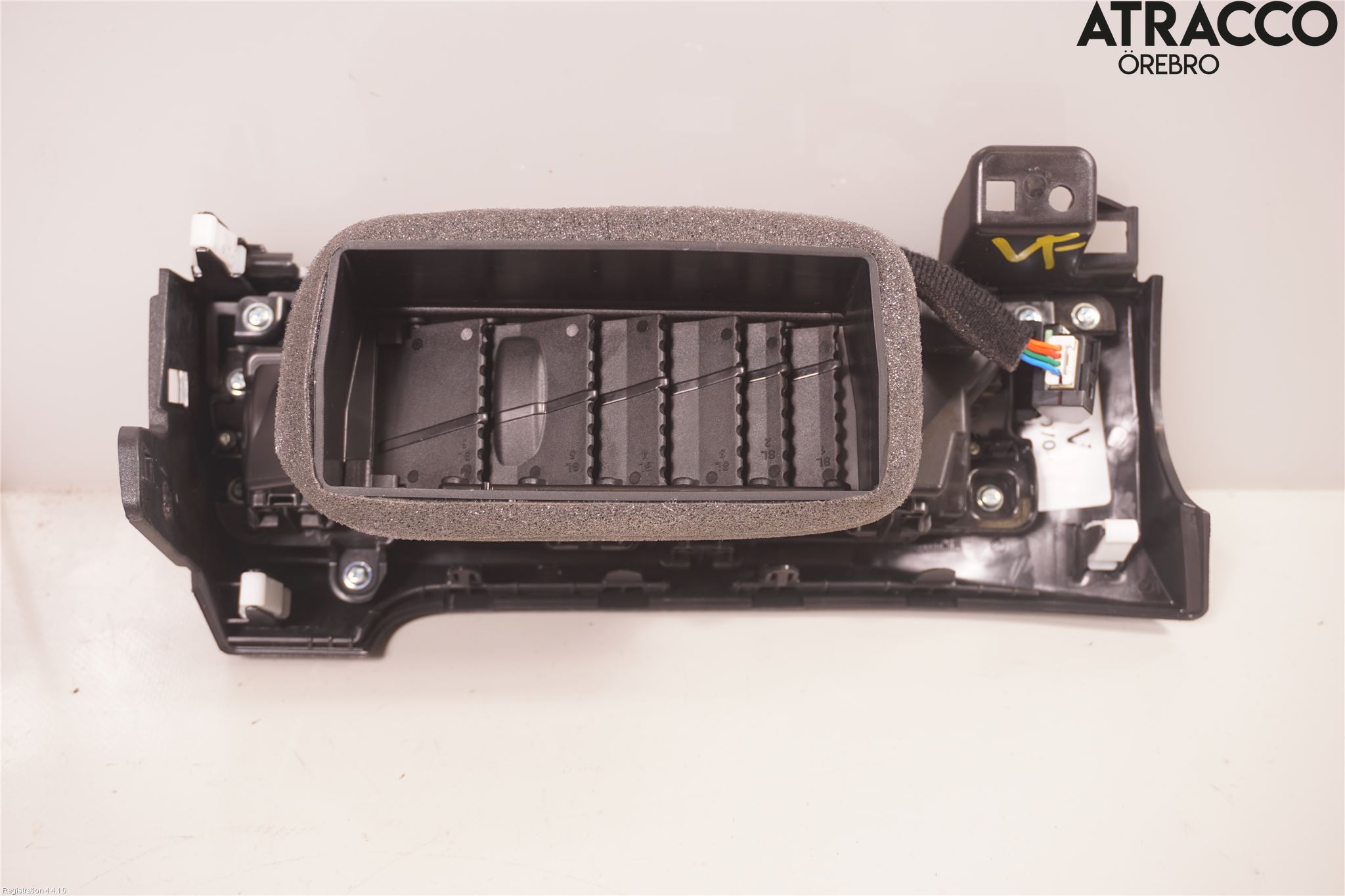 Kia EV6 (CV) 22- Defrosterkanal-Munstycke