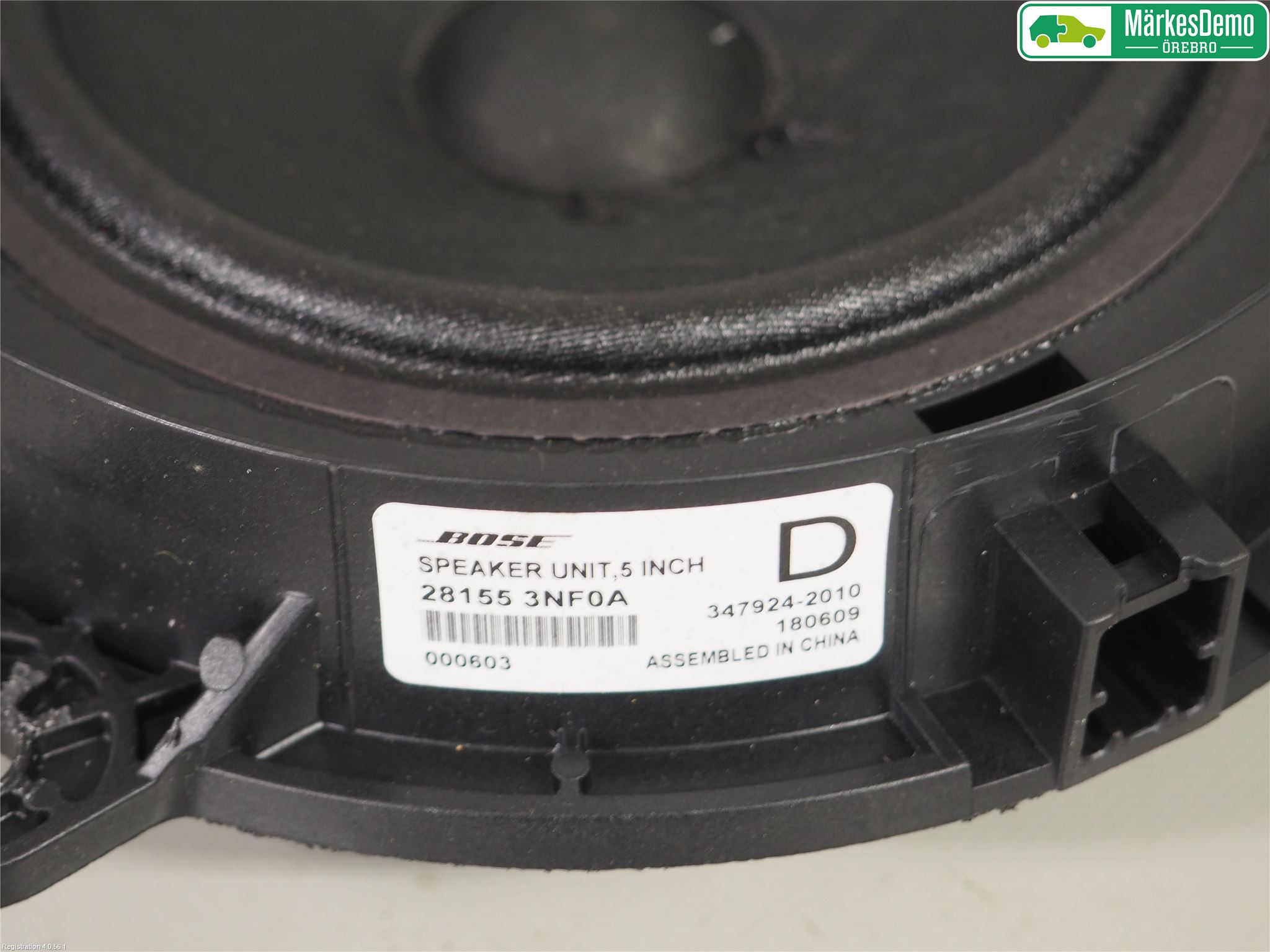 Nissan LEAF 18- Högtalare