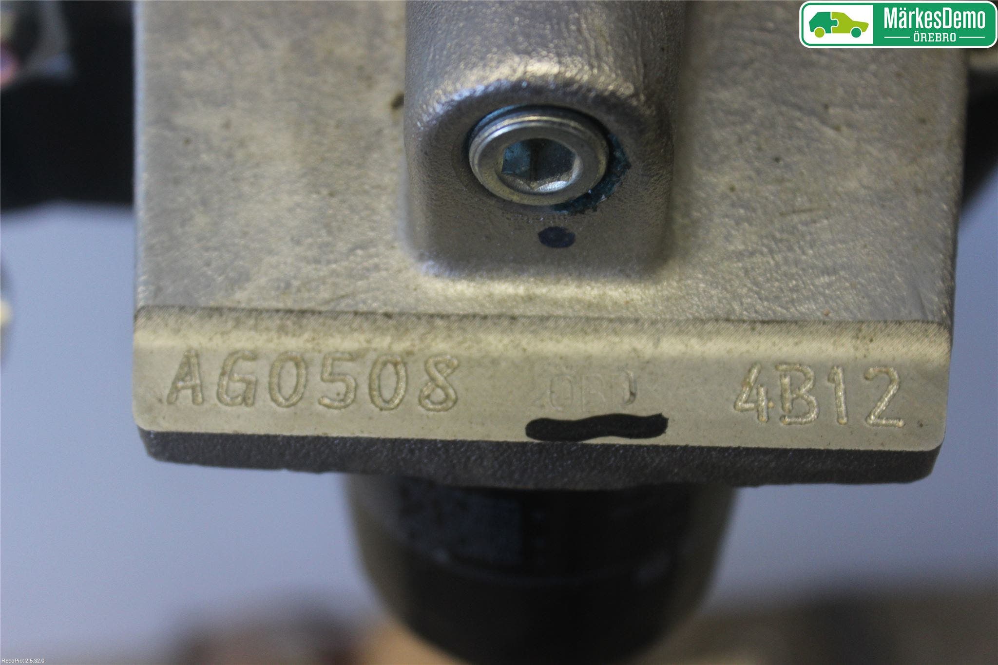 Mitsubishi OUTLANDER 13-21 Motor Bensin