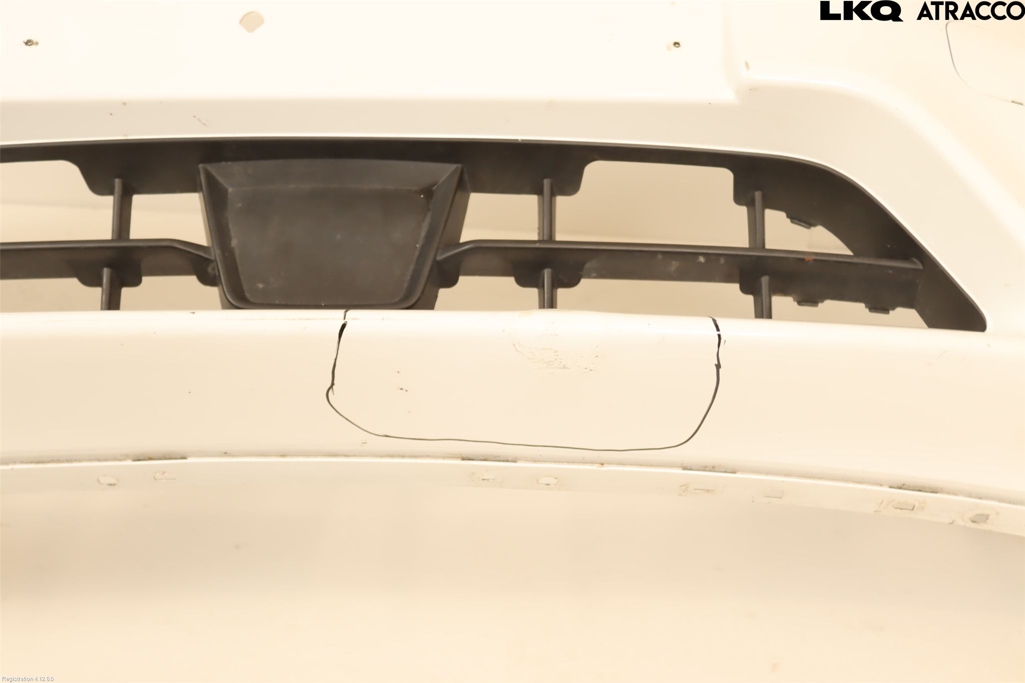 Nissan PULSAR Stötfångarbeklädnad Fram