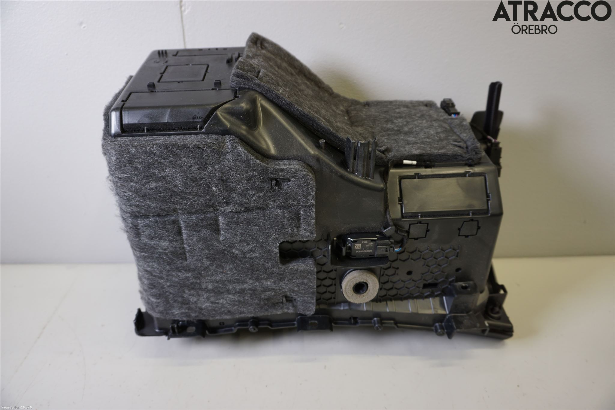 Mercedes-Benz MB E-KLASS (W213) 16-23 Handskfack