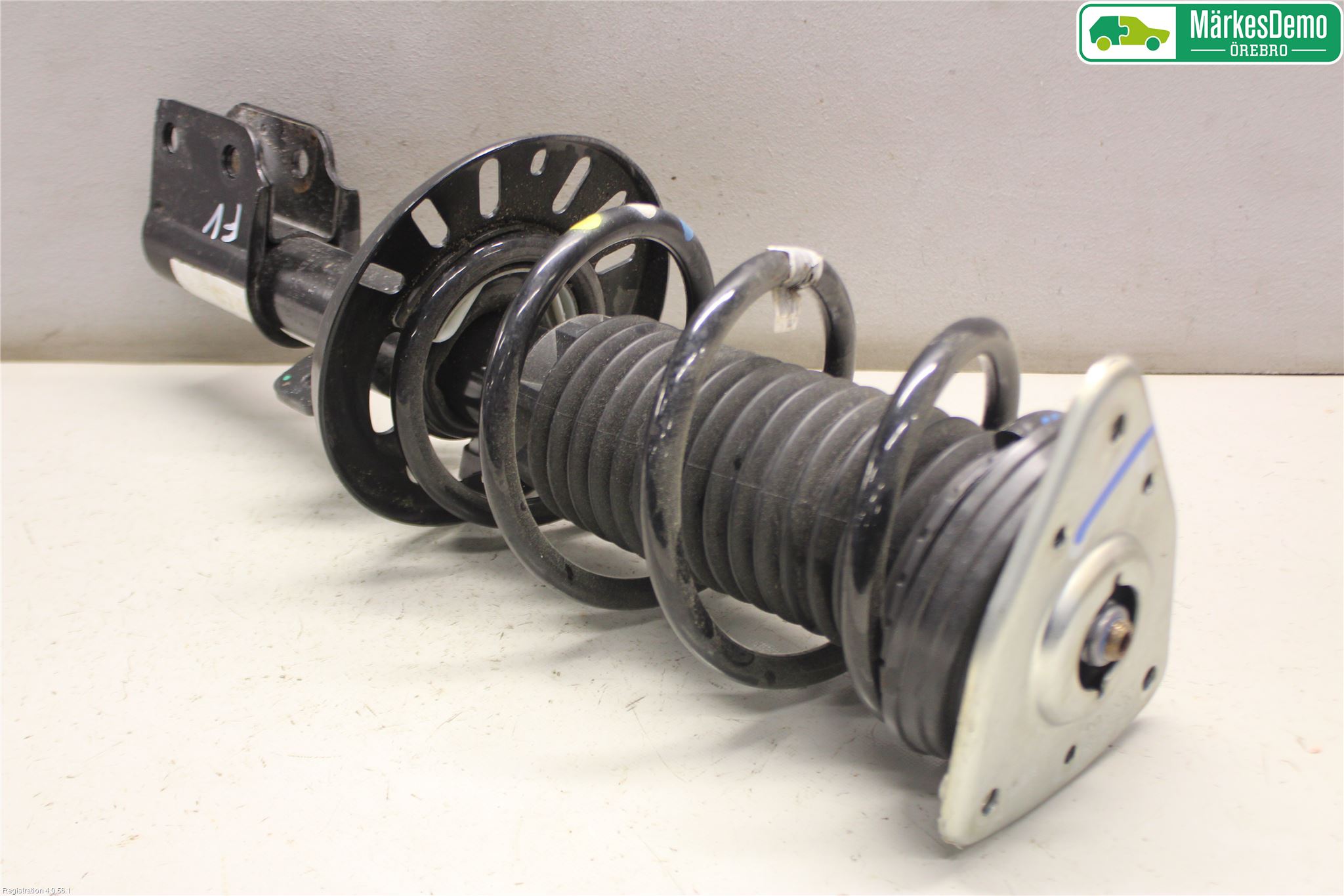 Peugeot PARTNER/E-PARTNER 19- Fjäderben Fram Vänster