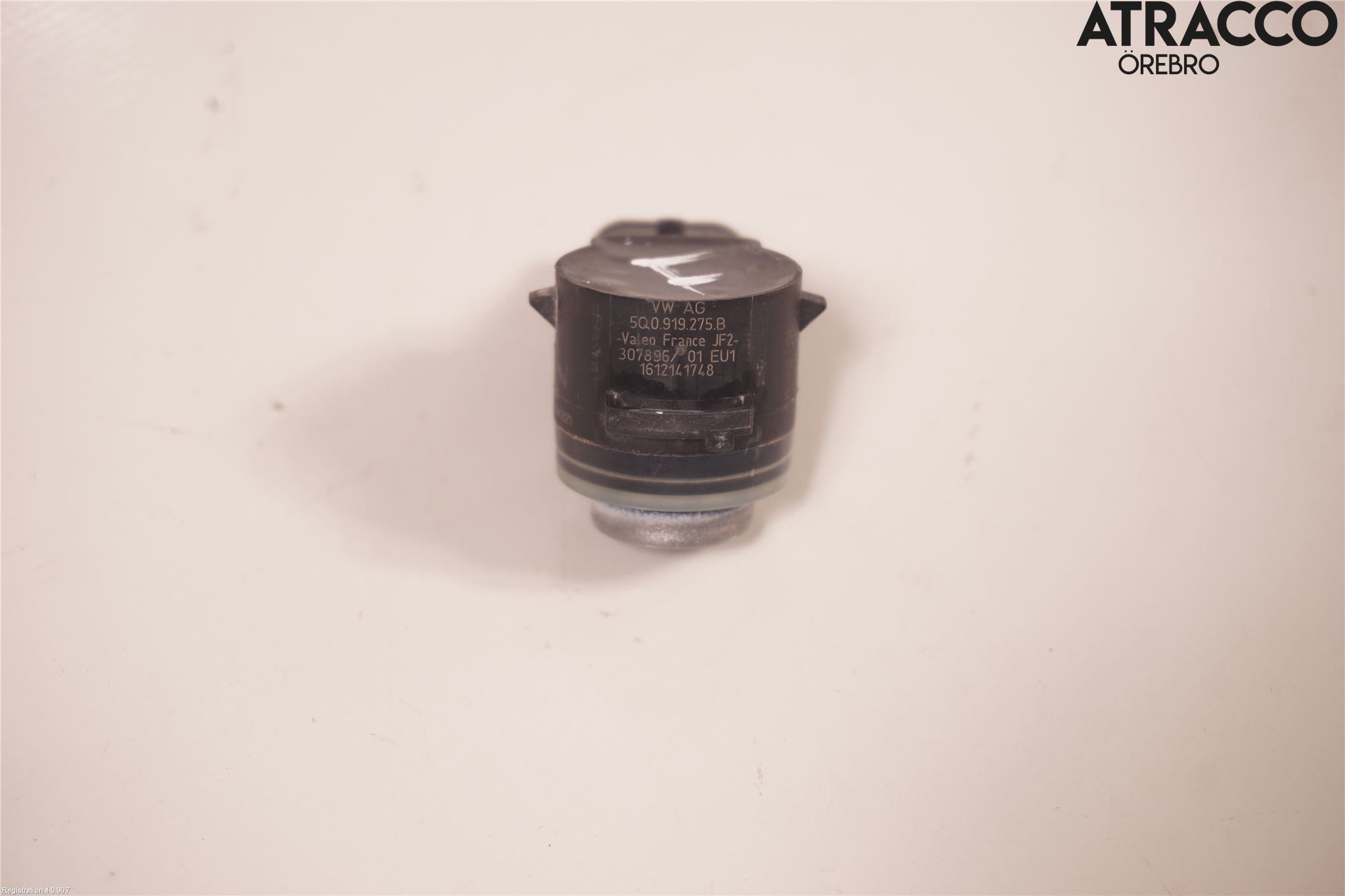 Volkswagen VW PASSAT 15-19 Parkeringshjälp Frontsensor