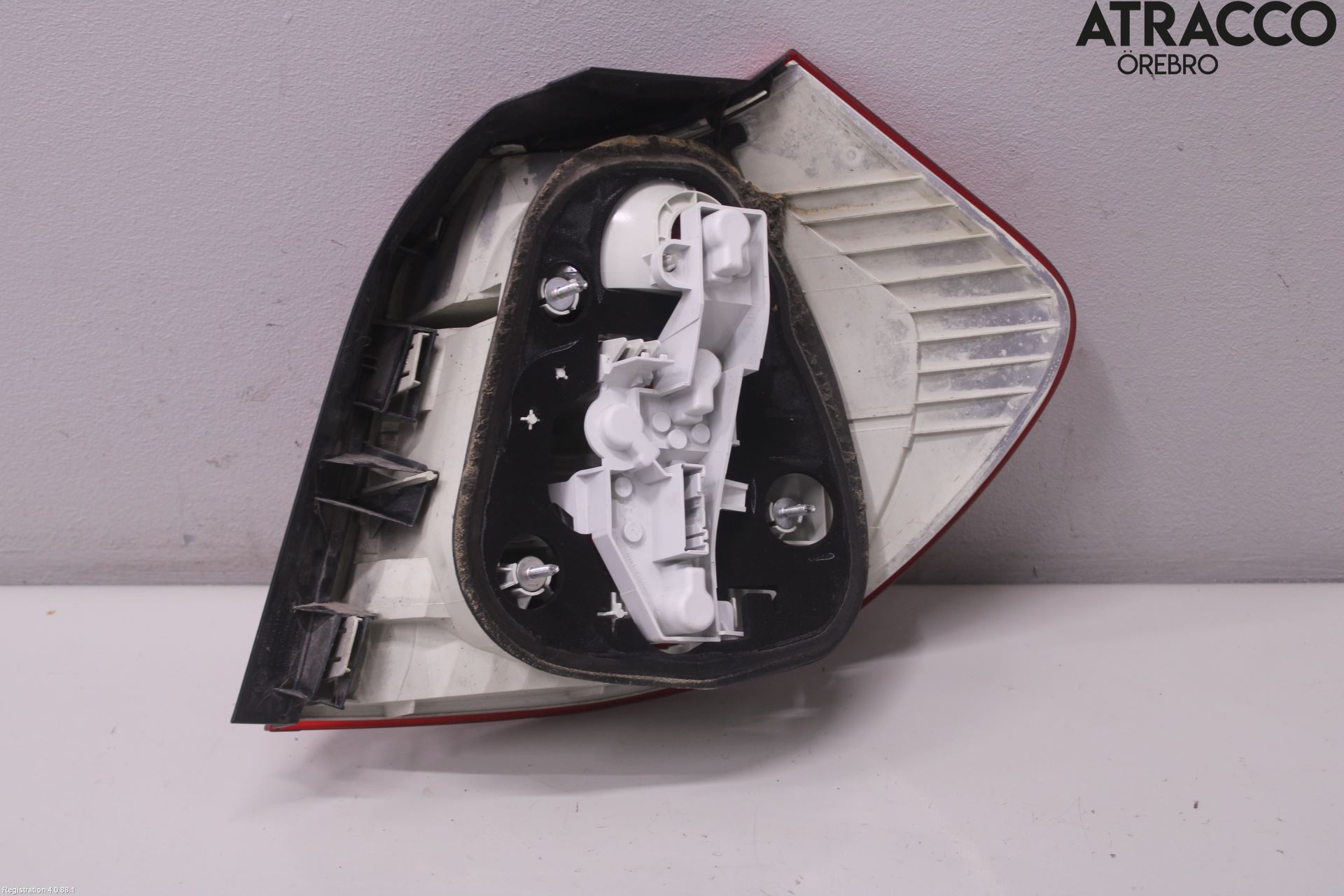 BMW 1 E87/81 5D/3D 03-11 Bakljus Vänster