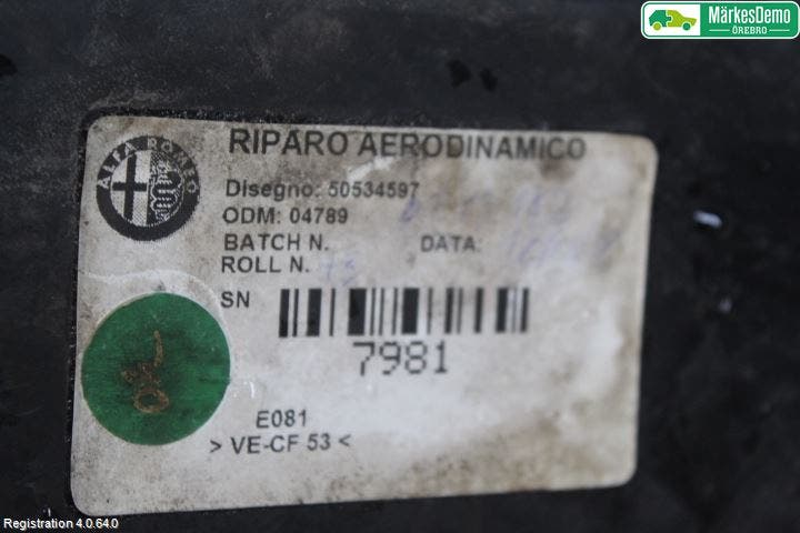 Alfa GIULIA Hasplåt Plåt-Plast