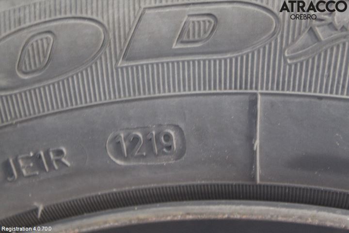 Peugeot 2008 13-20 Sommardäck Plåtfälg 4St