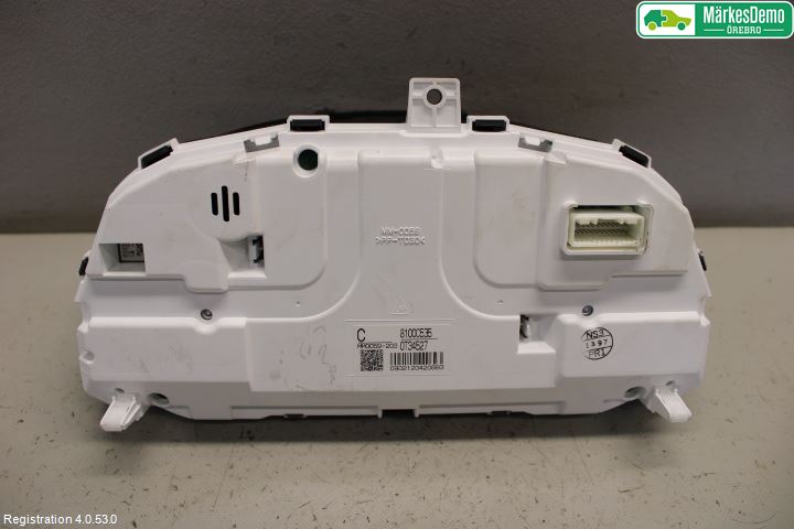 Mitsubishi OUTLANDER 13-21 Instrument Komb