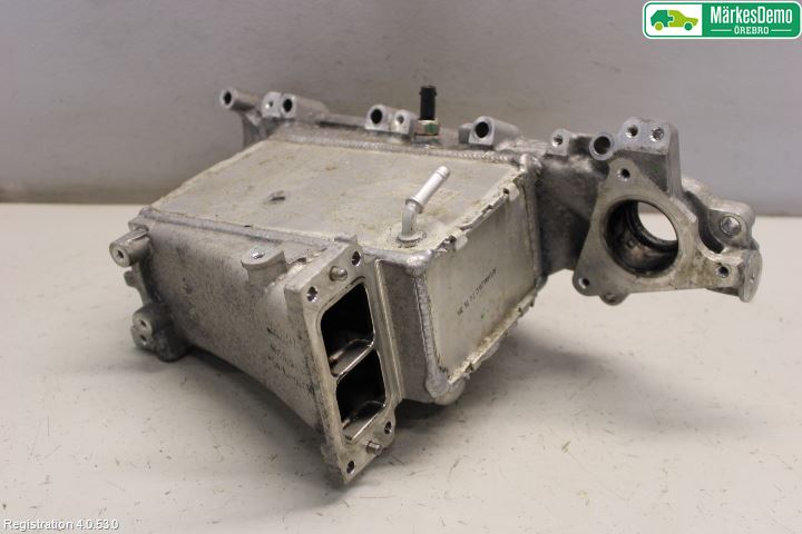 Audi Q5 09-16 Grenrör Insug