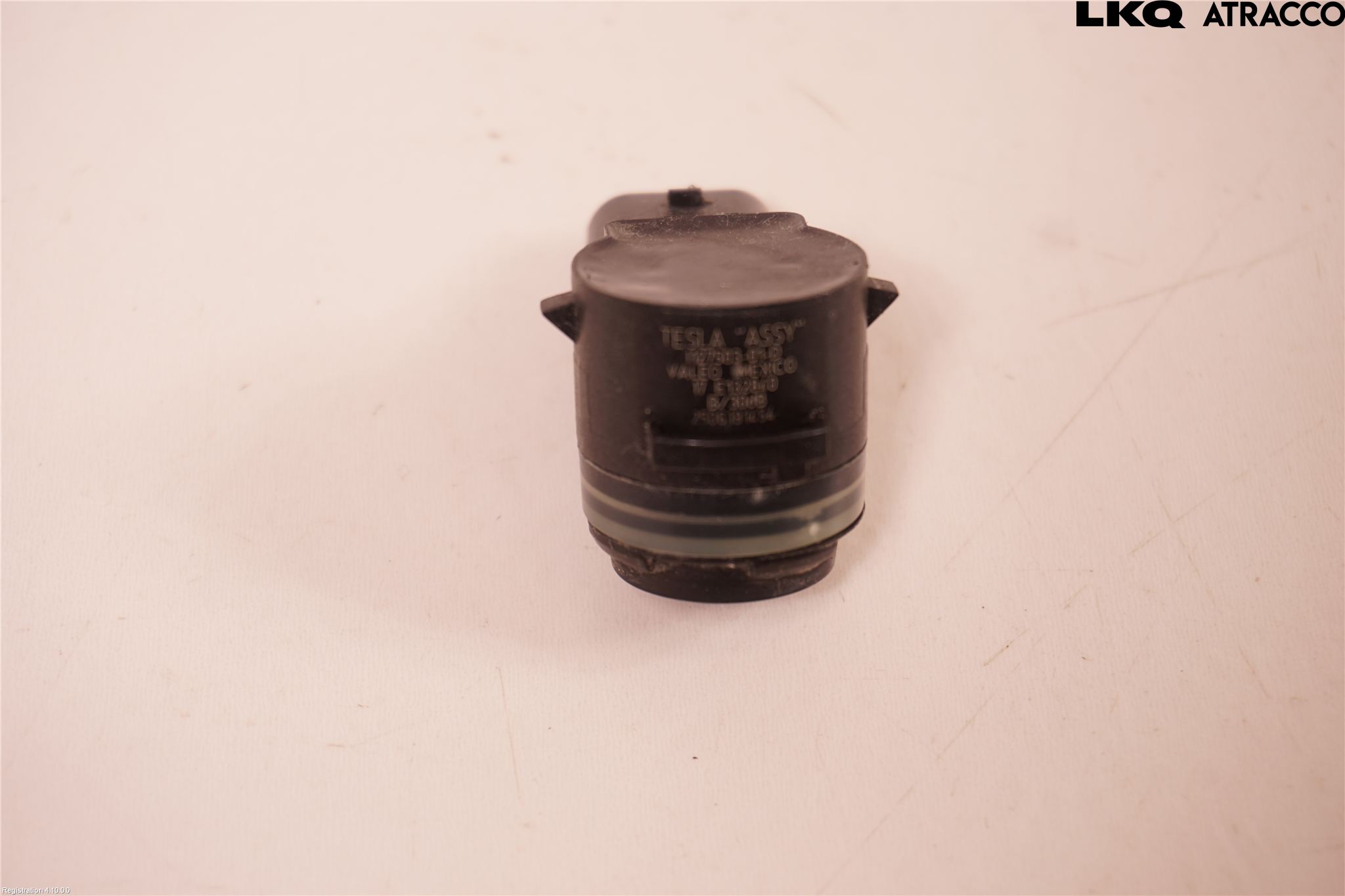 Tesla MODEL 3 17- Parkeringshjälp Frontsensor