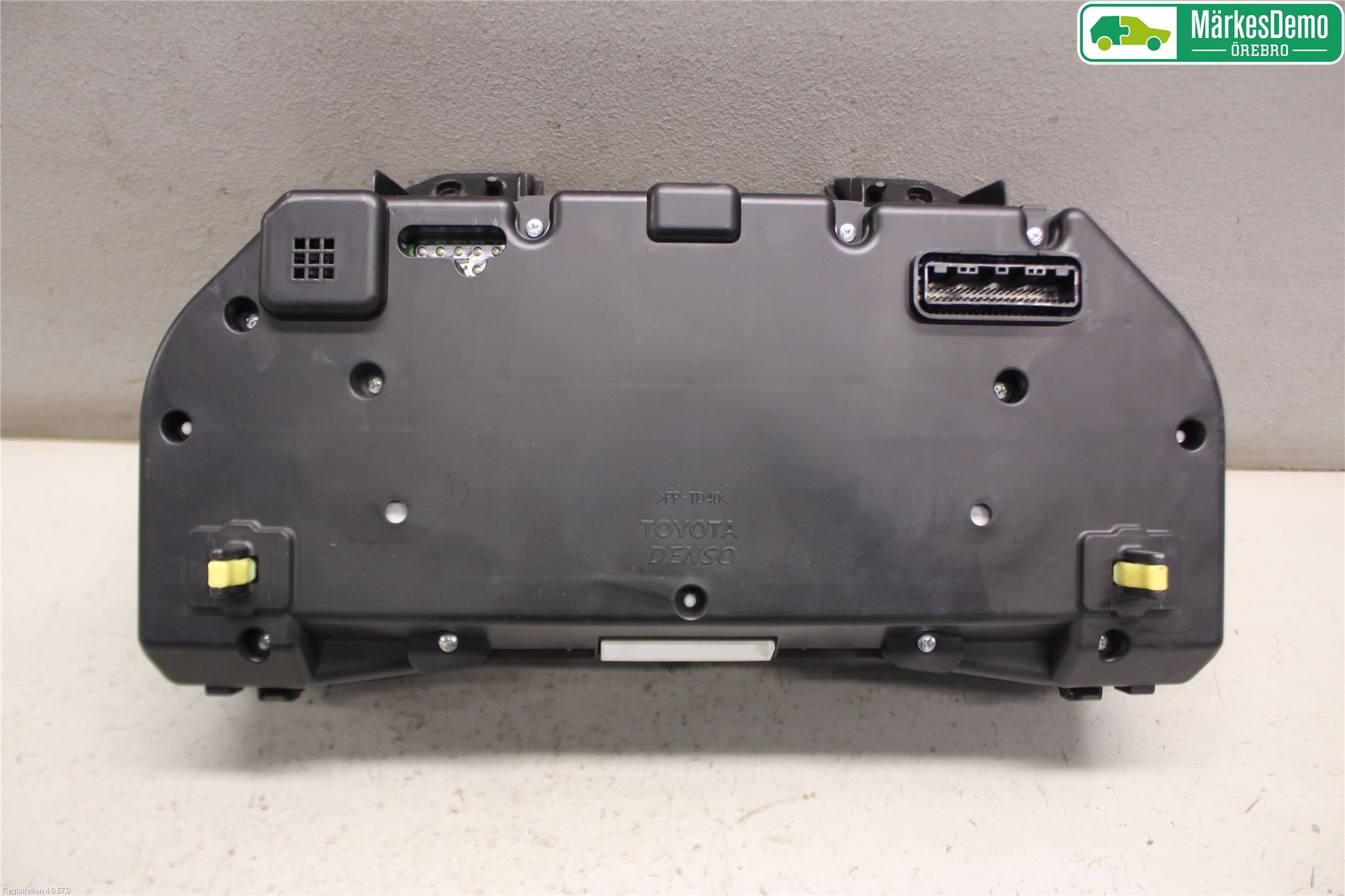 Toyota AVENSIS 09-15 Instrument Komb