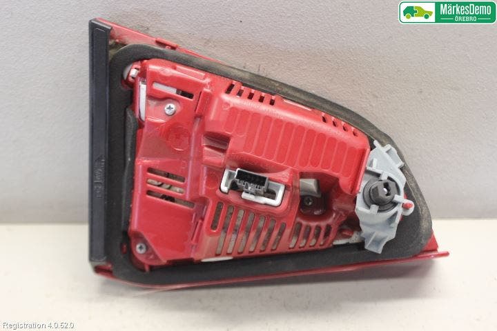 Audi A4 12-15 Bakljus Lucka Hö