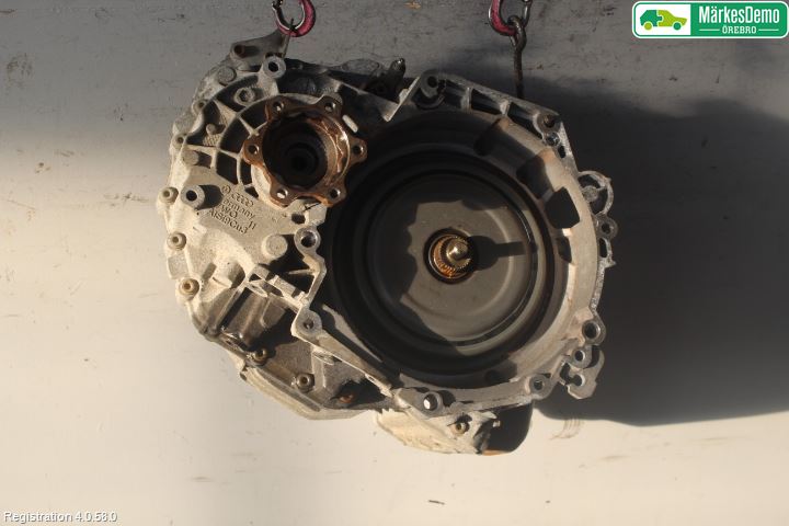 Volkswagen VW CADDY 11-15 Växellåda Automat
