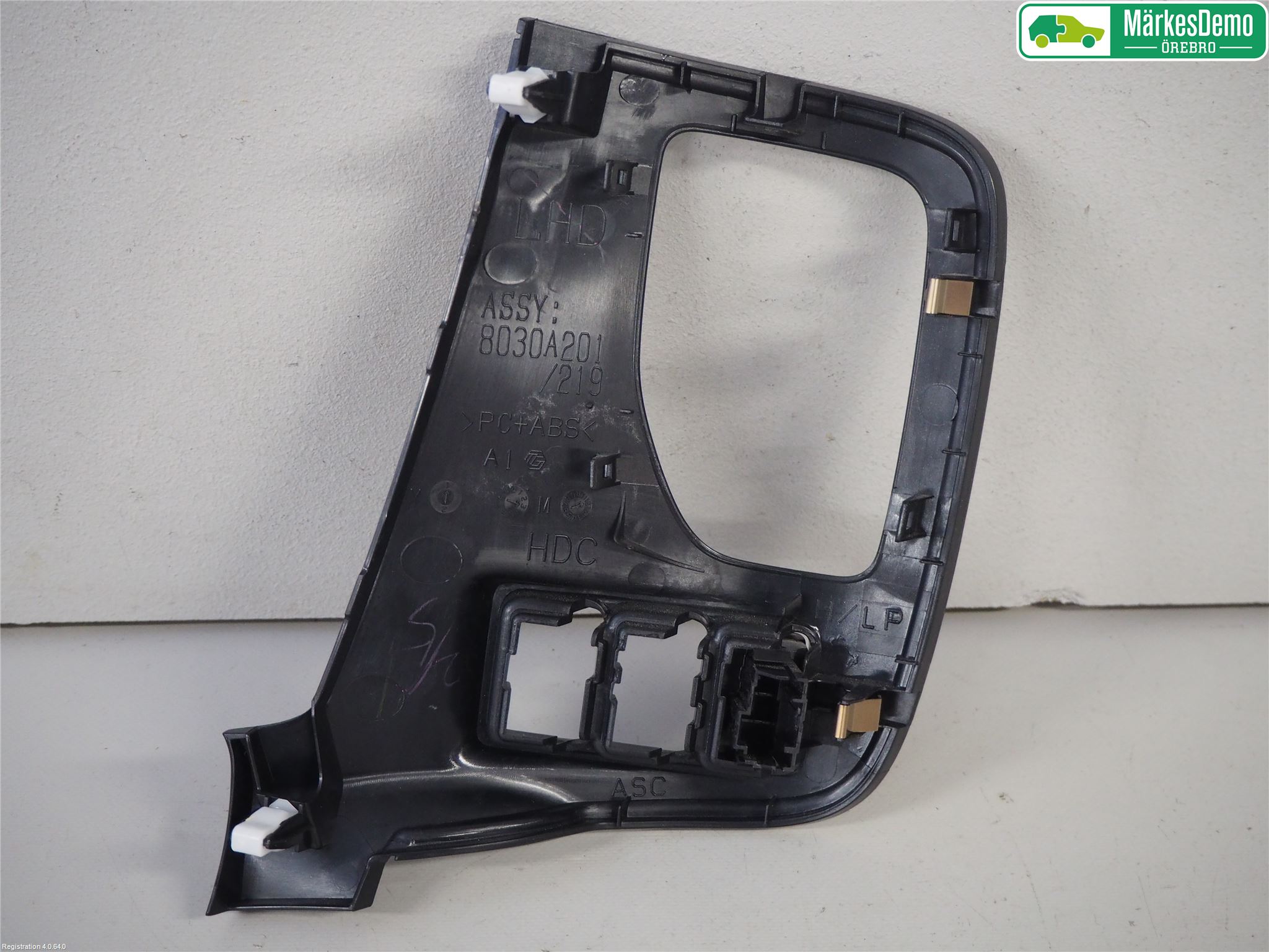 Mitsubishi OUTLANDER 13-21 Instrumentbräda Inlägg-Dekorlist