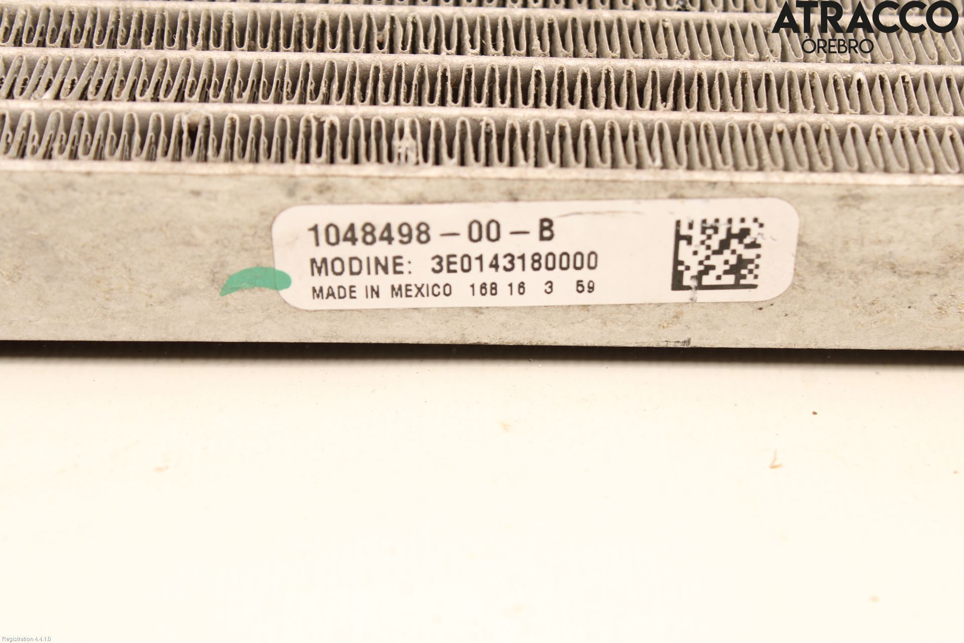 Tesla MODEL X 16- Kylare Aut