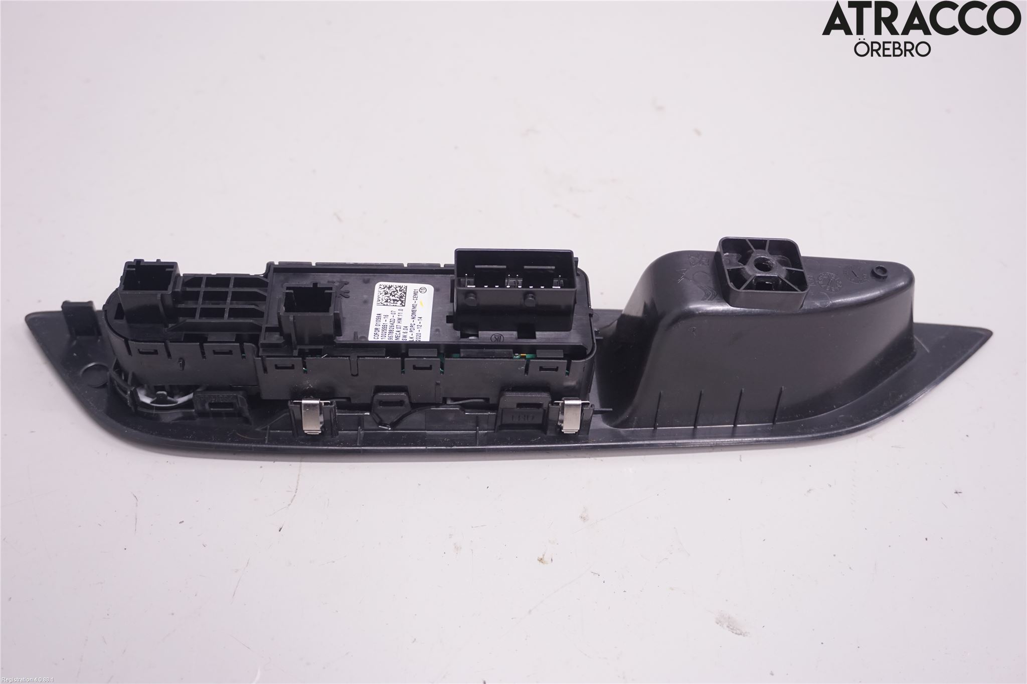 Peugeot 208/E-208 20- Strömställare Elhiss