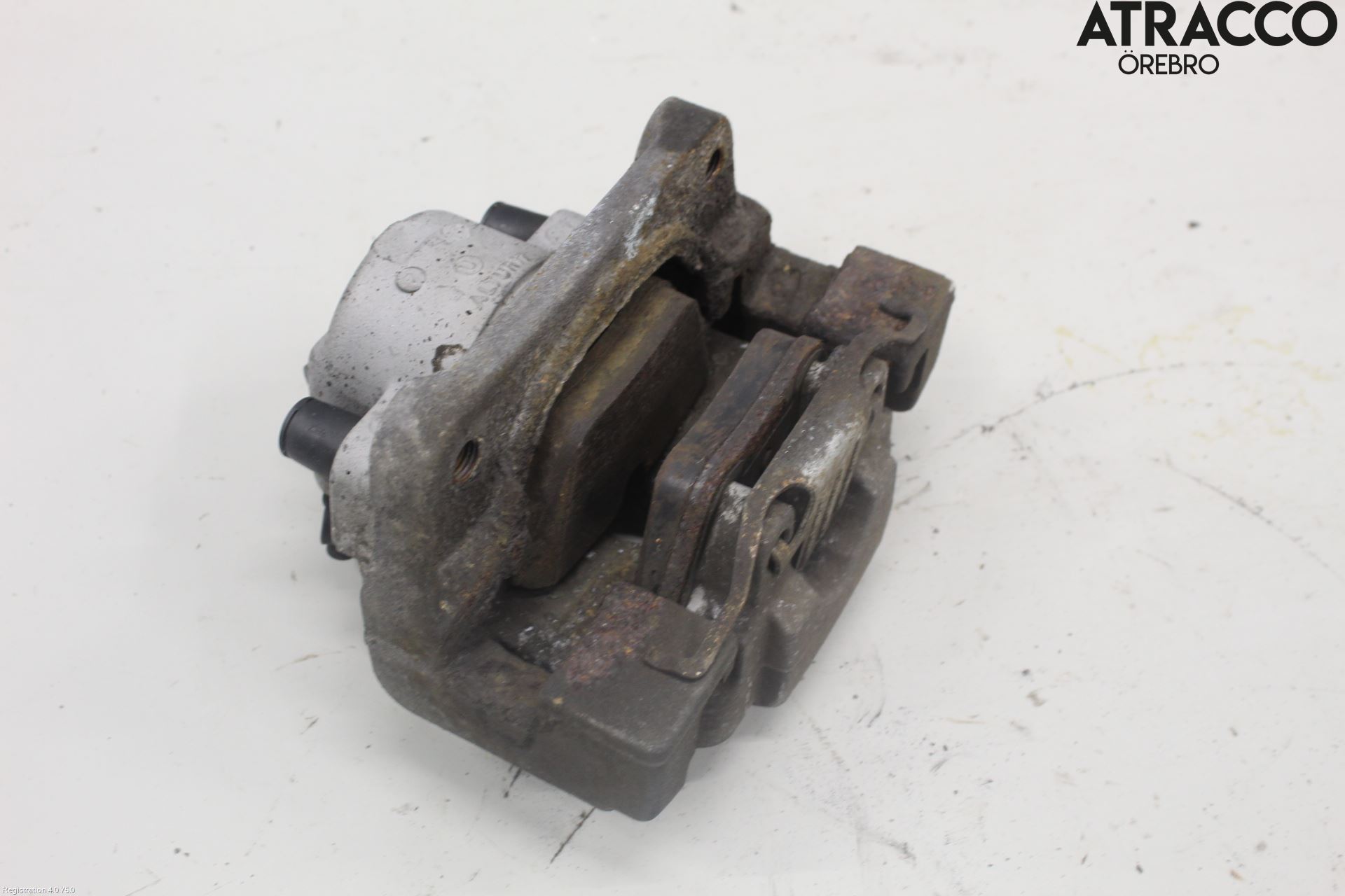 BMW 5 F10/F11/F18 09-17 Bromsok Fram Höger