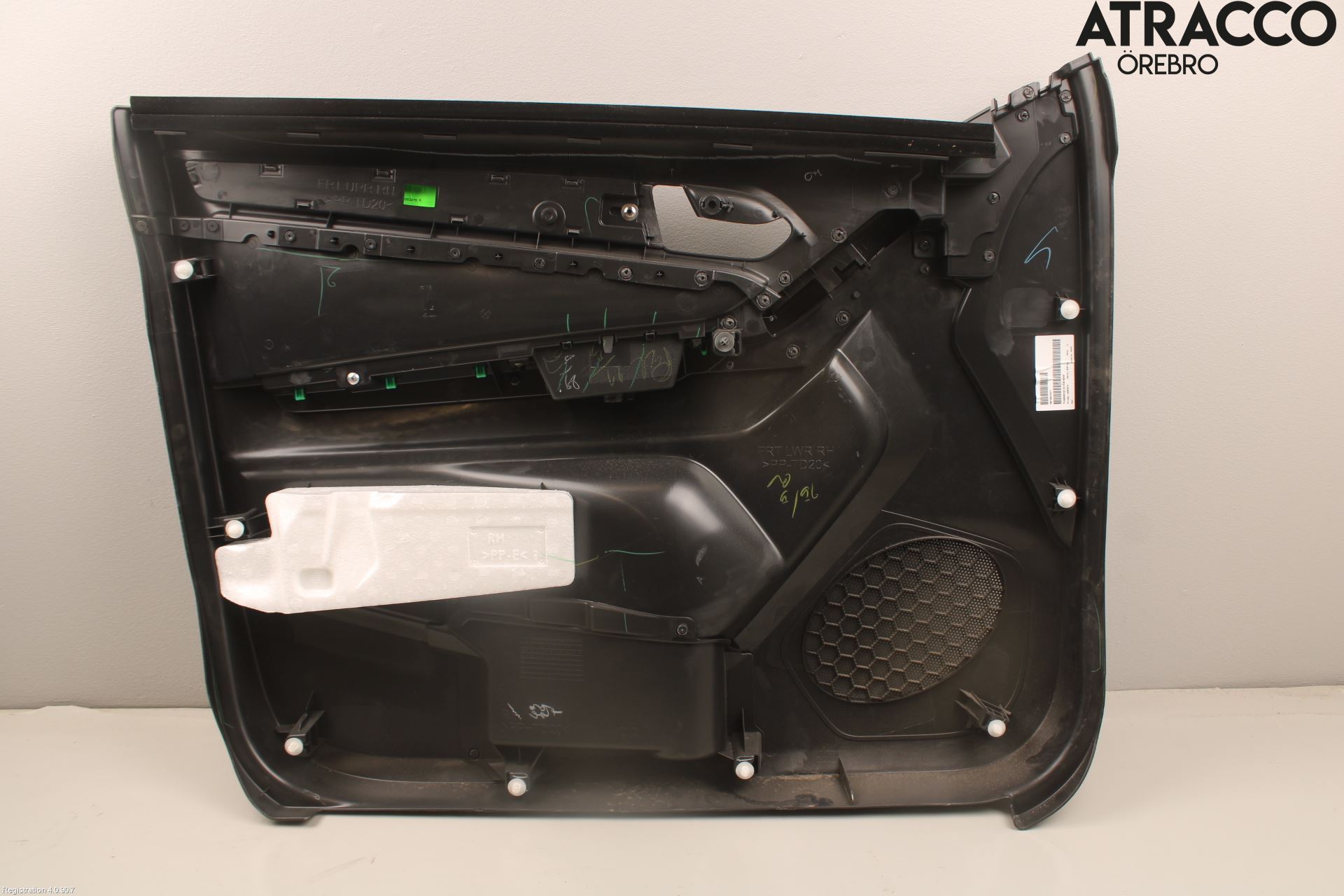 Isuzu D-MAX Dörrklädsel Hö