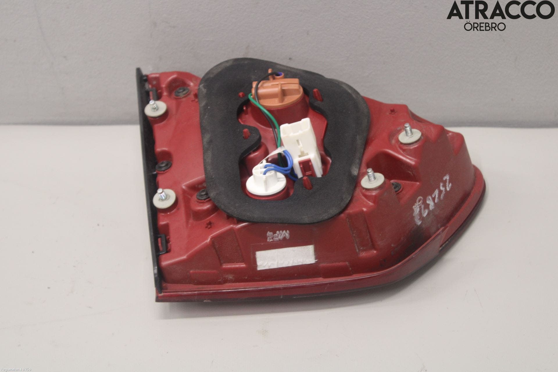 Kia CARENS III 13-19 Bakljus Lucka Hö