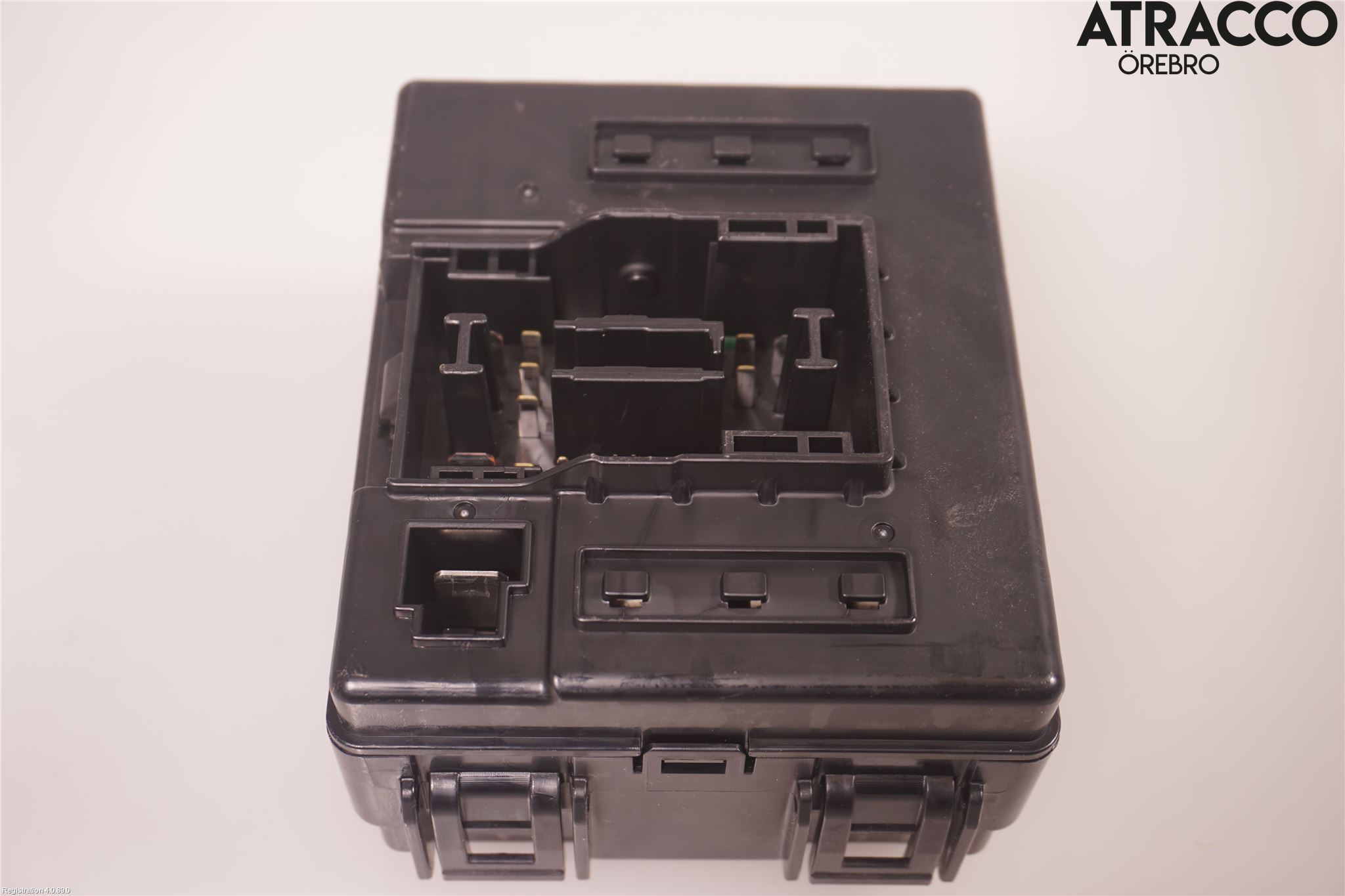 Kia SORENTO 21- Säkringsdosa-Elcentral