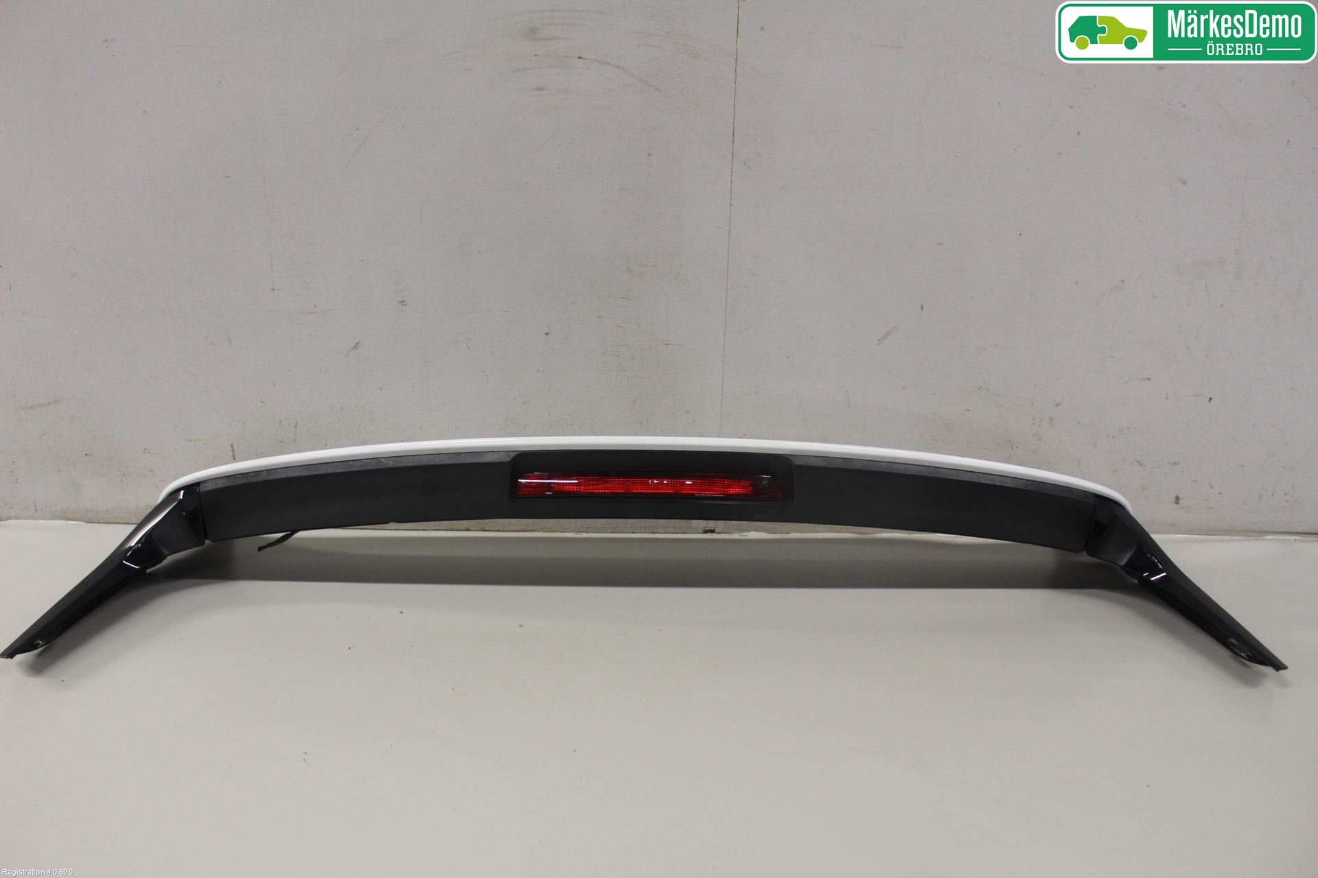 Nissan MICRA 17- Spoiler Baklucka