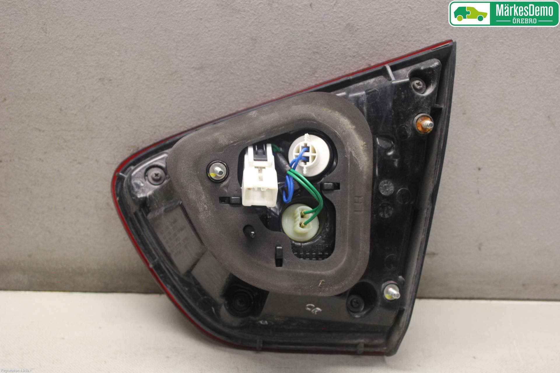 Kia RIO 12-16 Bakljus Lucka Vä