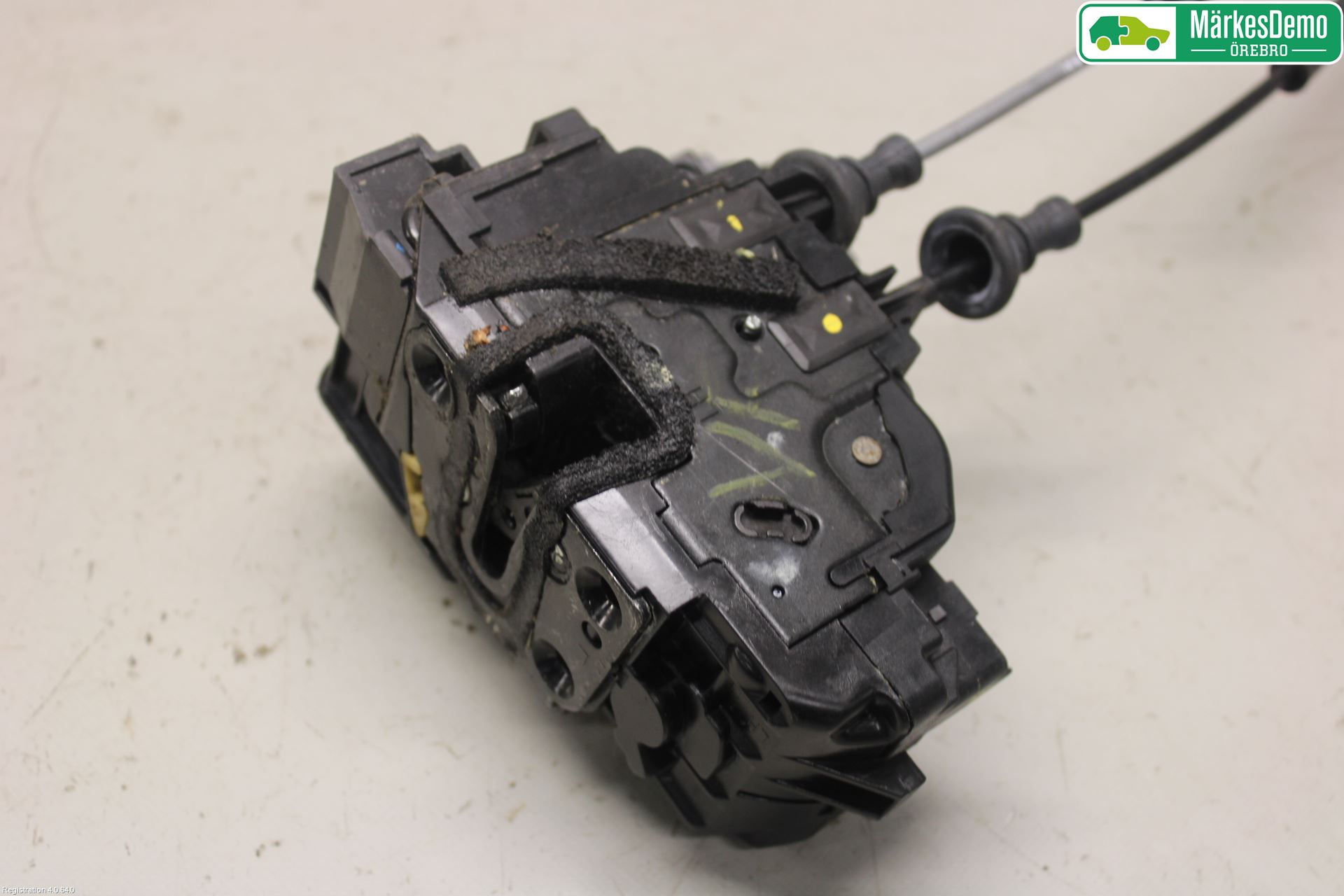 Hyundai SANTA FE  06-12 Låskista-Dörrlås