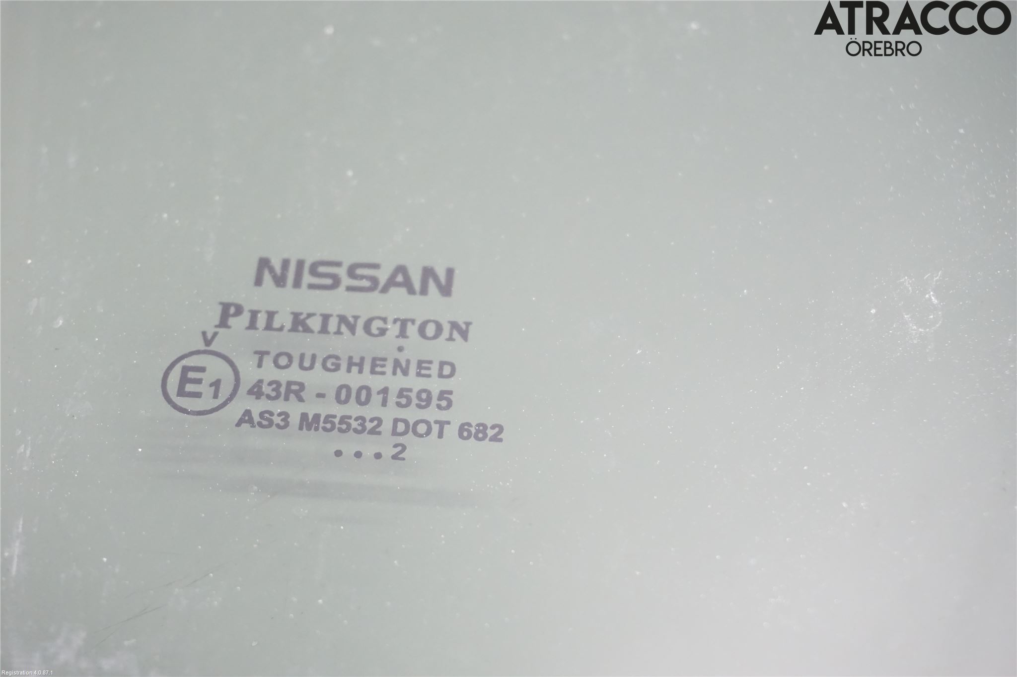 Nissan LEAF 18- Dörruta Bak Höger