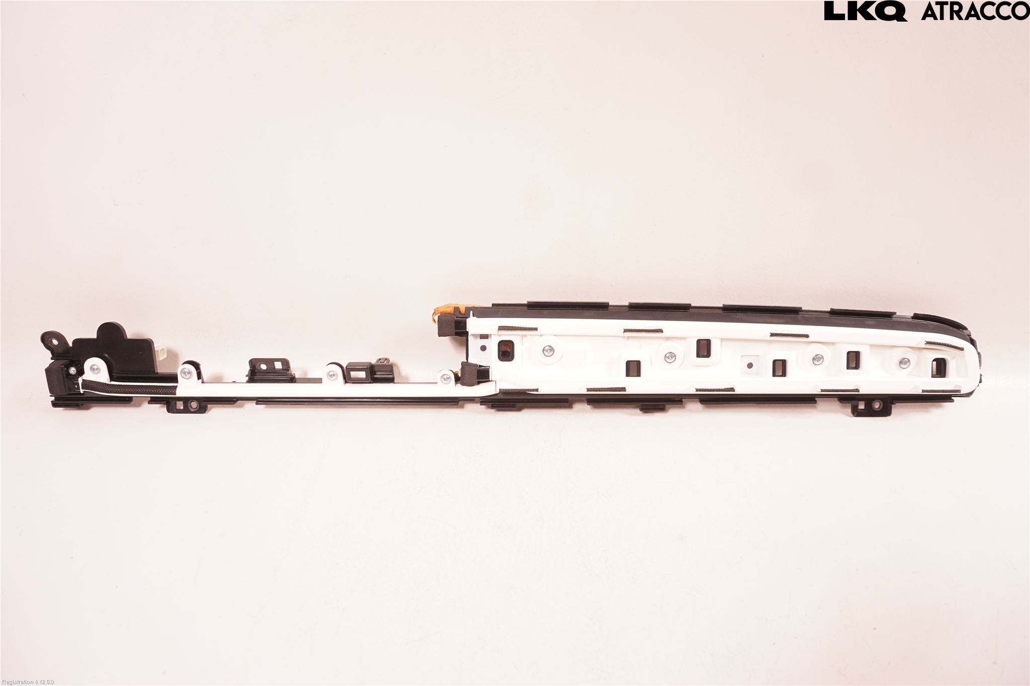Kia EV9 24- Instrumentbräda Inlägg-Dekorlist