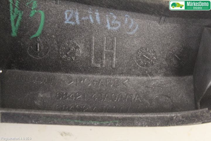 Nissan NAVARA, TREK-1 17-21 Instrumentbräda Inlägg-Dekorlist