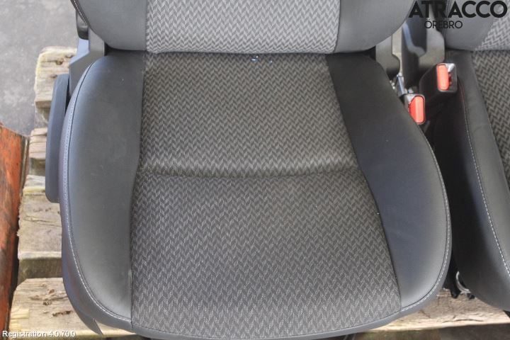 Kia CEED 06-12 Inredning Stol Fram Hö