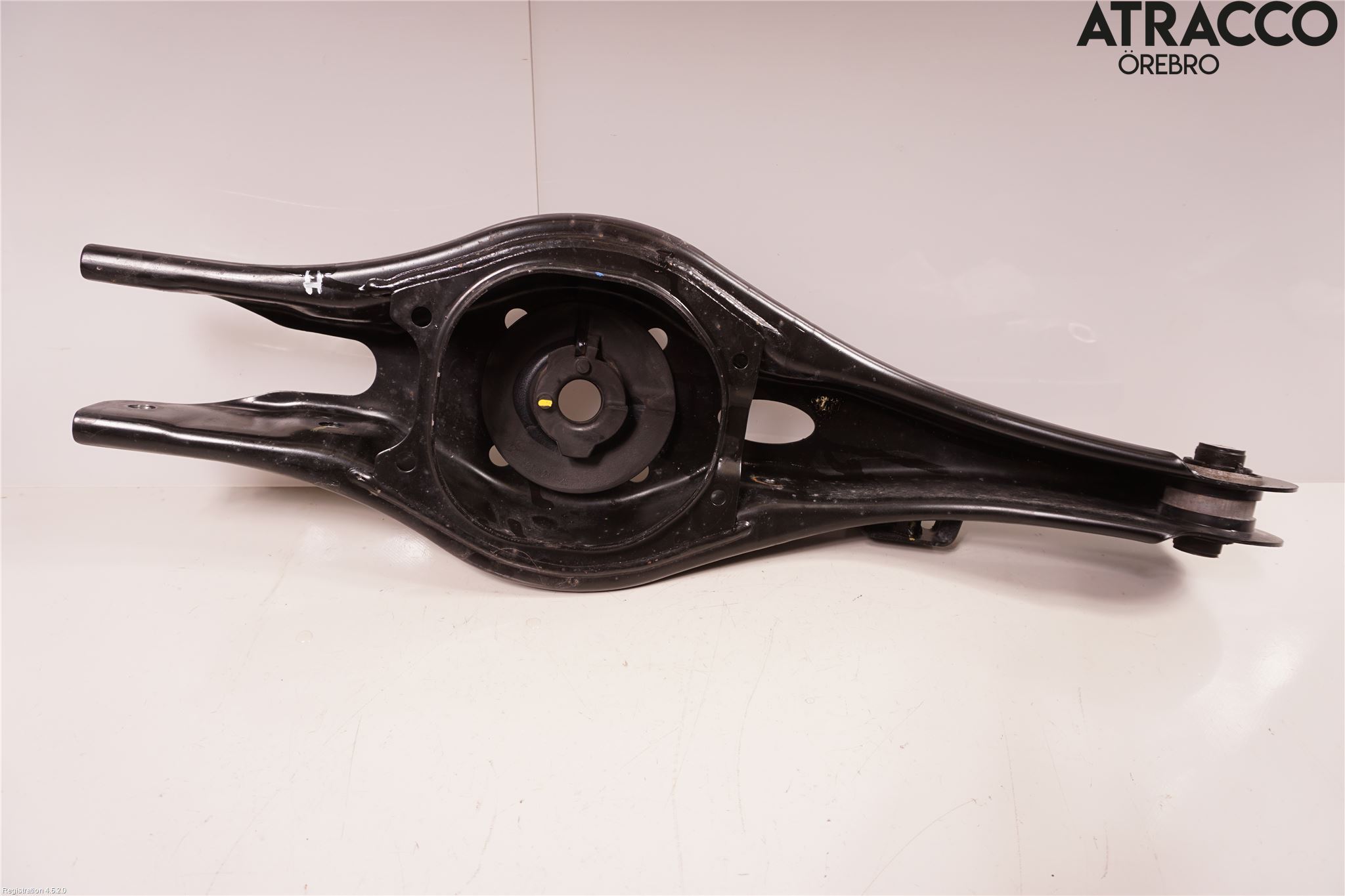 Kia NIRO (SG2) 23- Bärarm Bak Höger