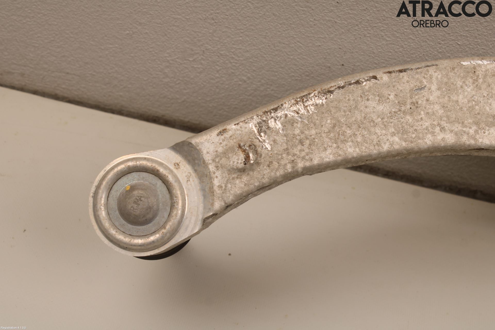 Kia EV6 (CV) 22- Bärarm Fram Undre Hö