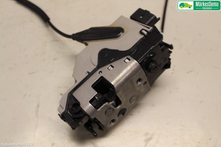 Peugeot 2008 13-20 Låskista-Dörrlås