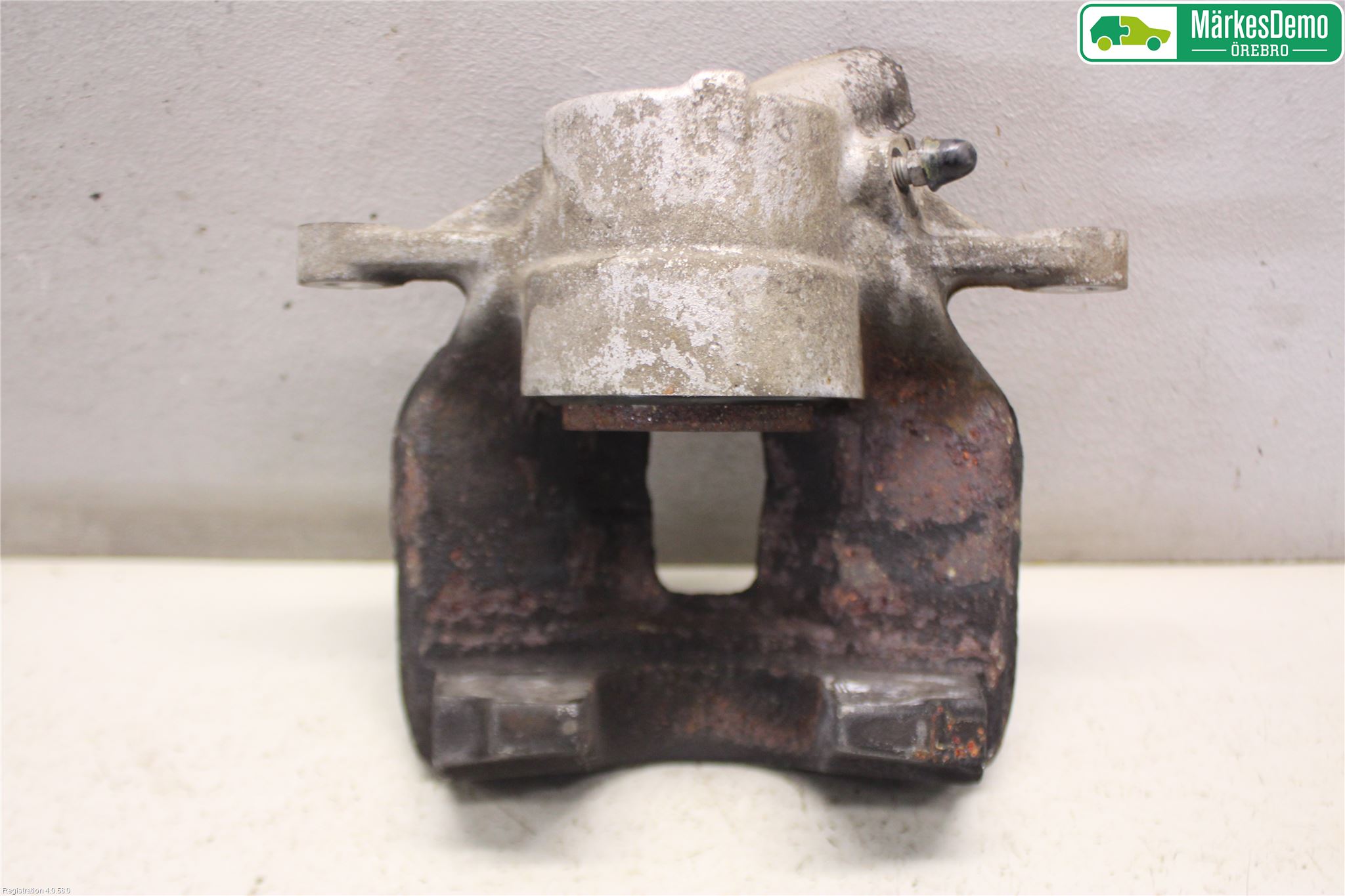 Peugeot 308 14-21 Bromsok Fram Höger