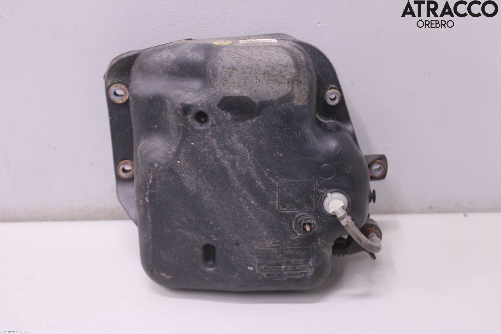 Audi A4 12-15 Adblue Tank