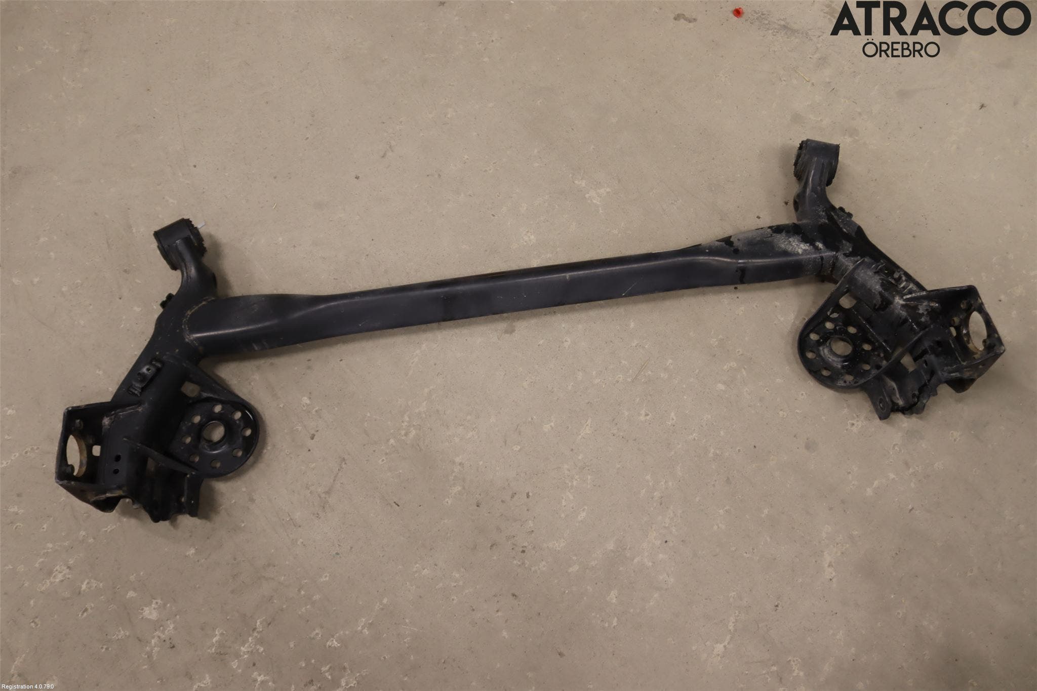 Kia STONIC 18->> Bakaxelbalk