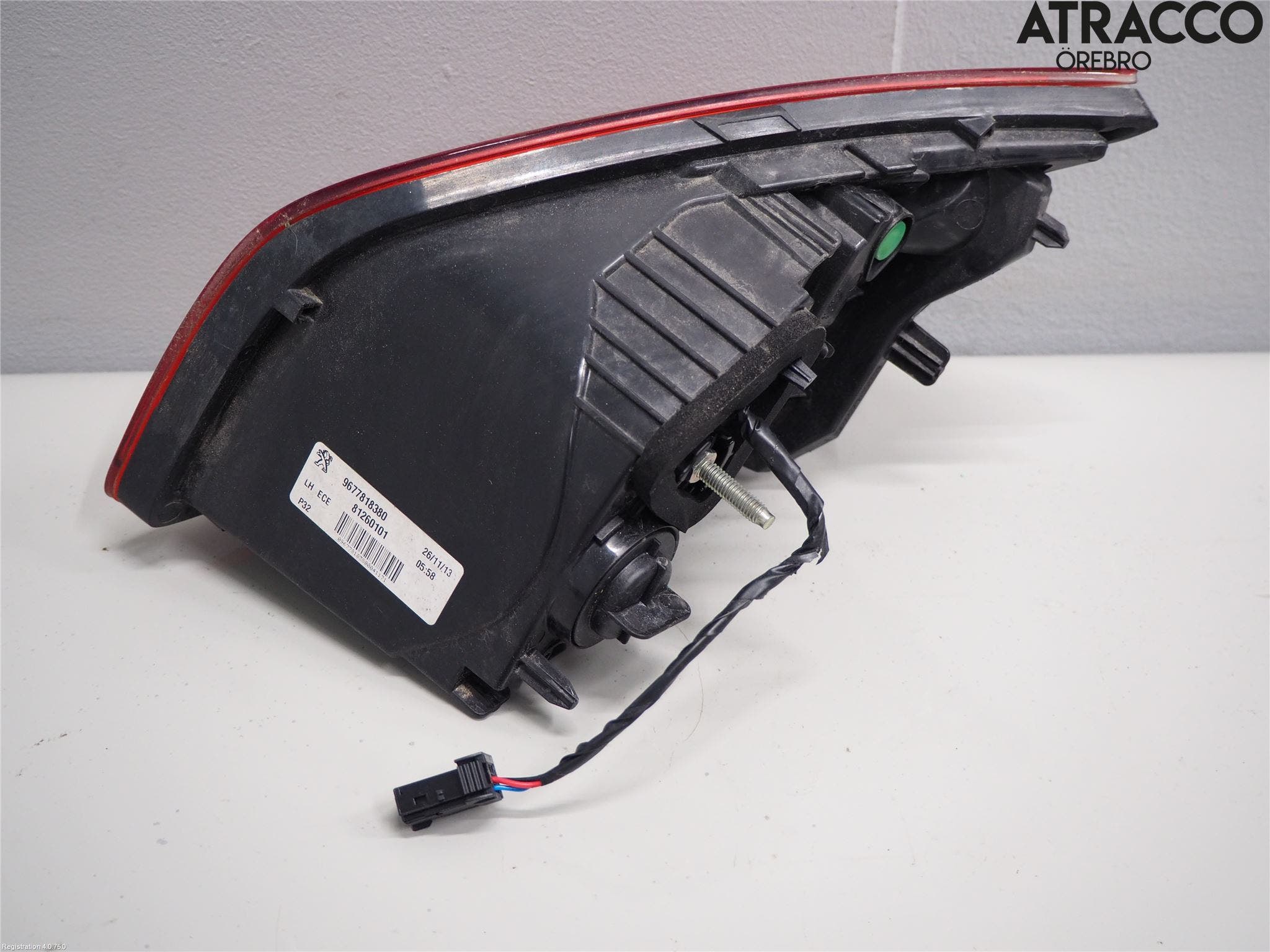 Peugeot 308 14-21 Bakljus Lucka Vä