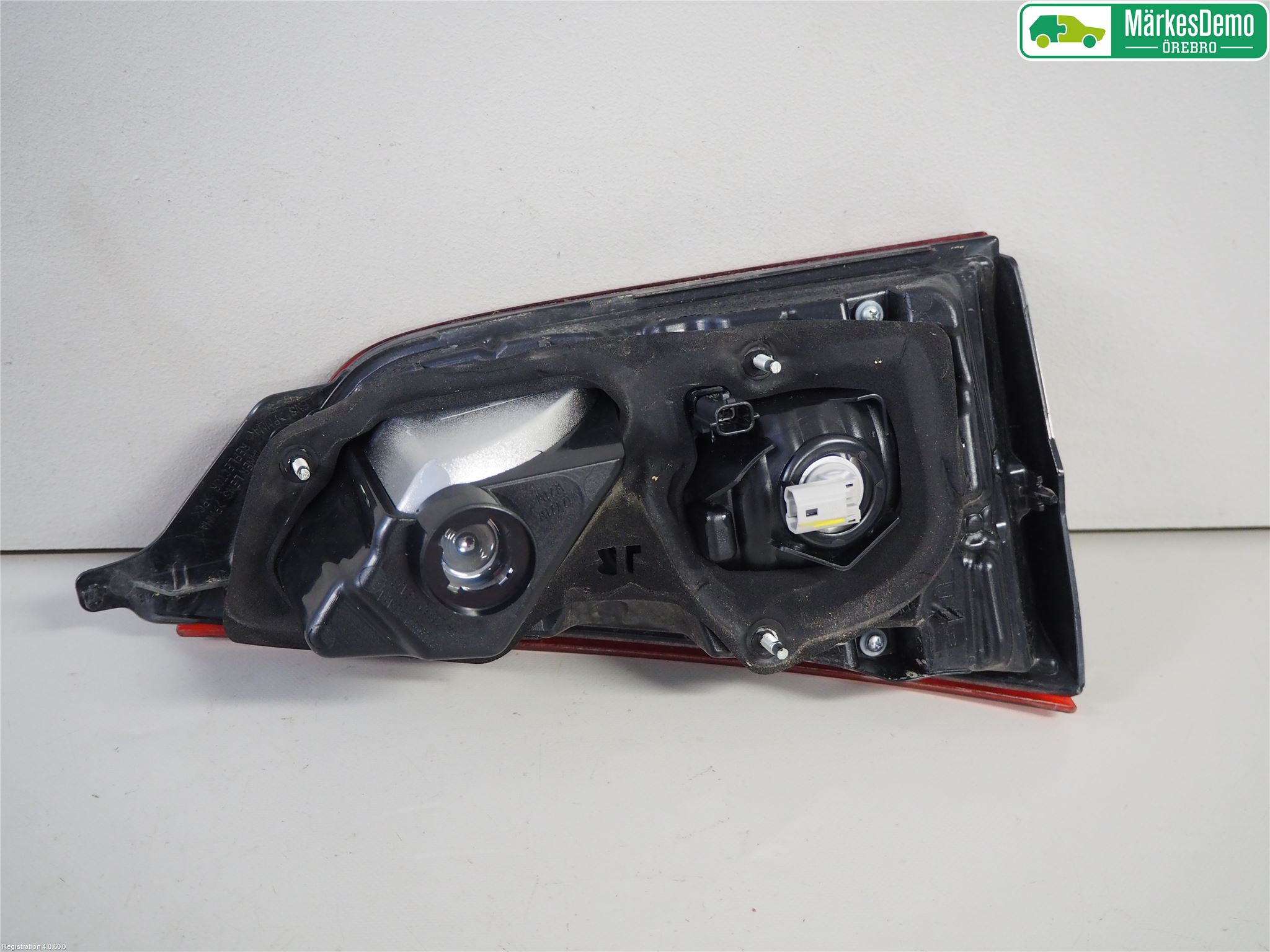 Nissan QASHQAI 14-17 Bakljus Lucka Hö